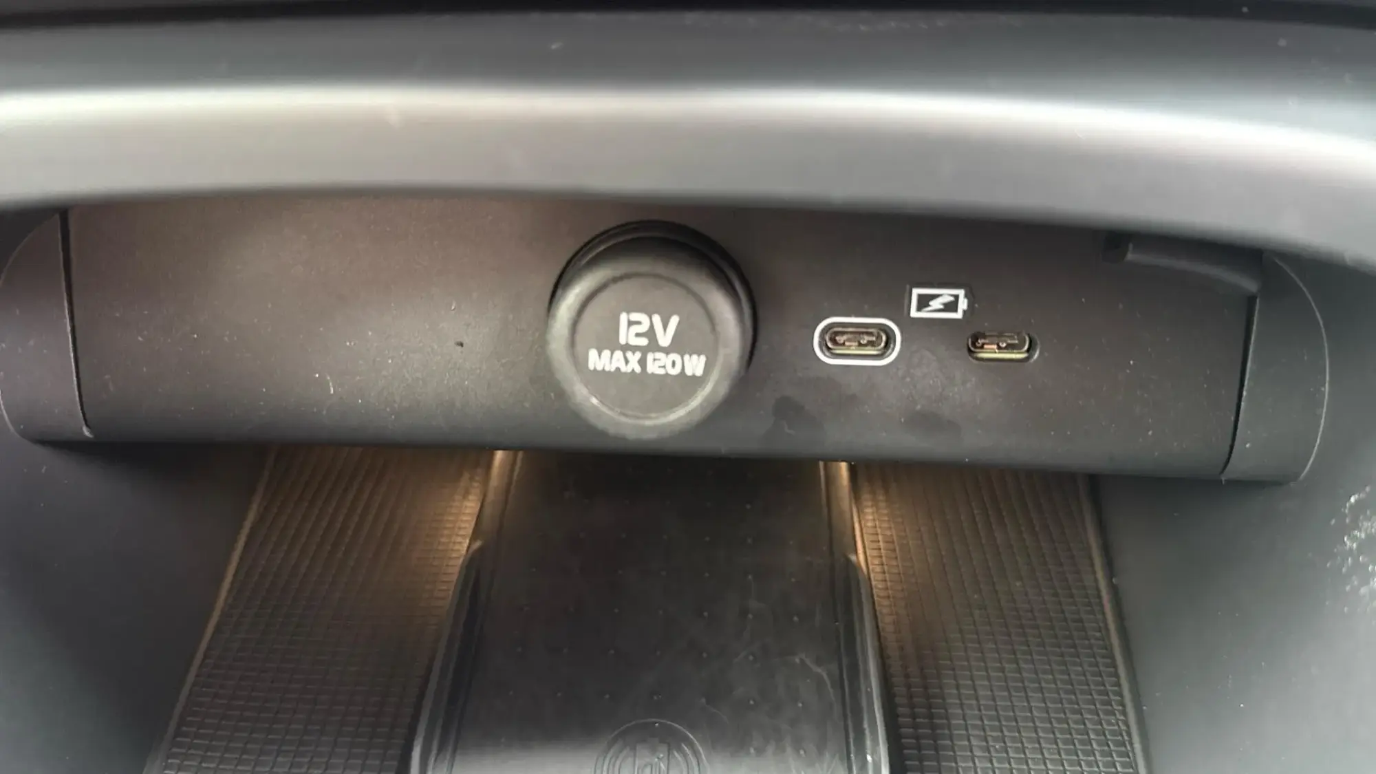 Volvo XC40 Image 17
