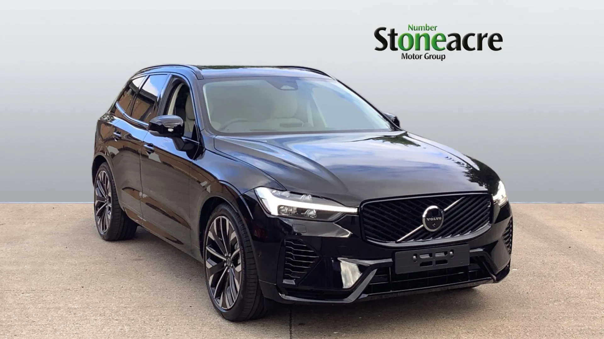 Volvo XC60 listing photo