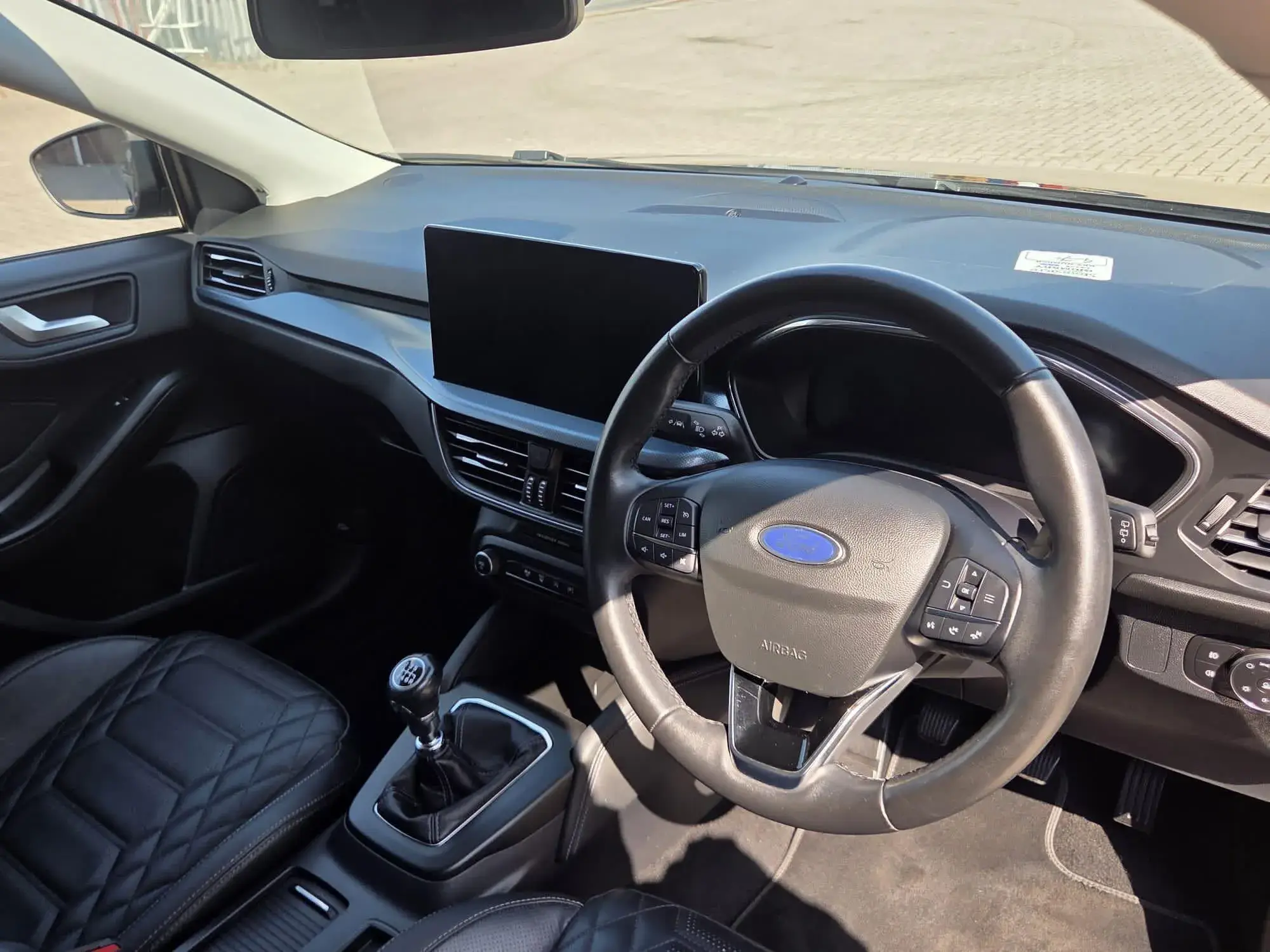 Ford Focus Image 9
