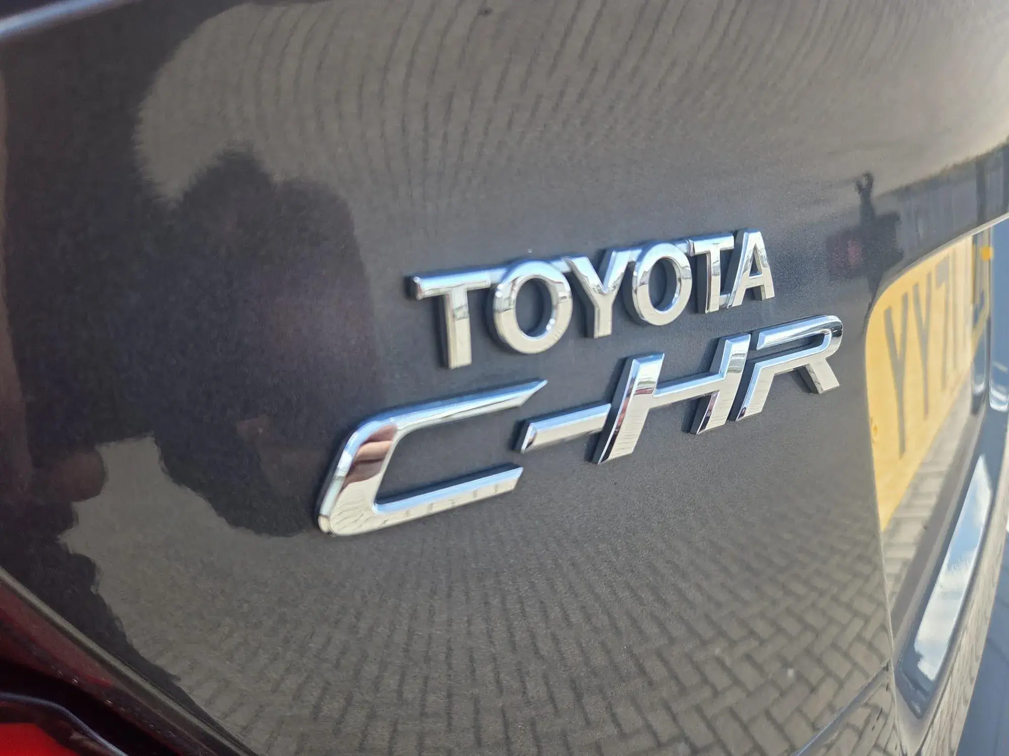 Toyota C-HR Self-Charging Hybrid Image 9