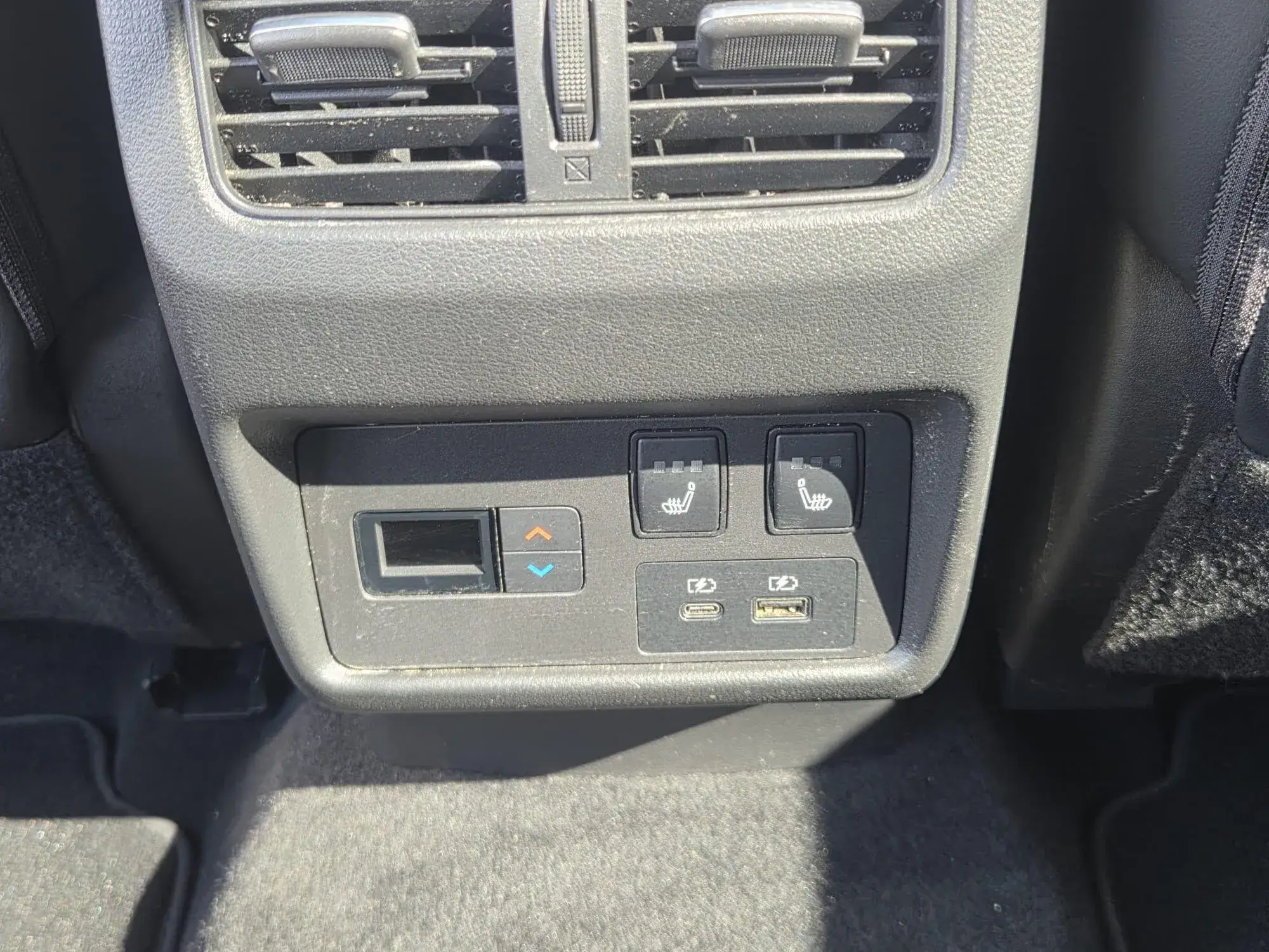 Nissan X-Trail e-POWER Image 19 Nissan X-Trail e-POWER Image 19
