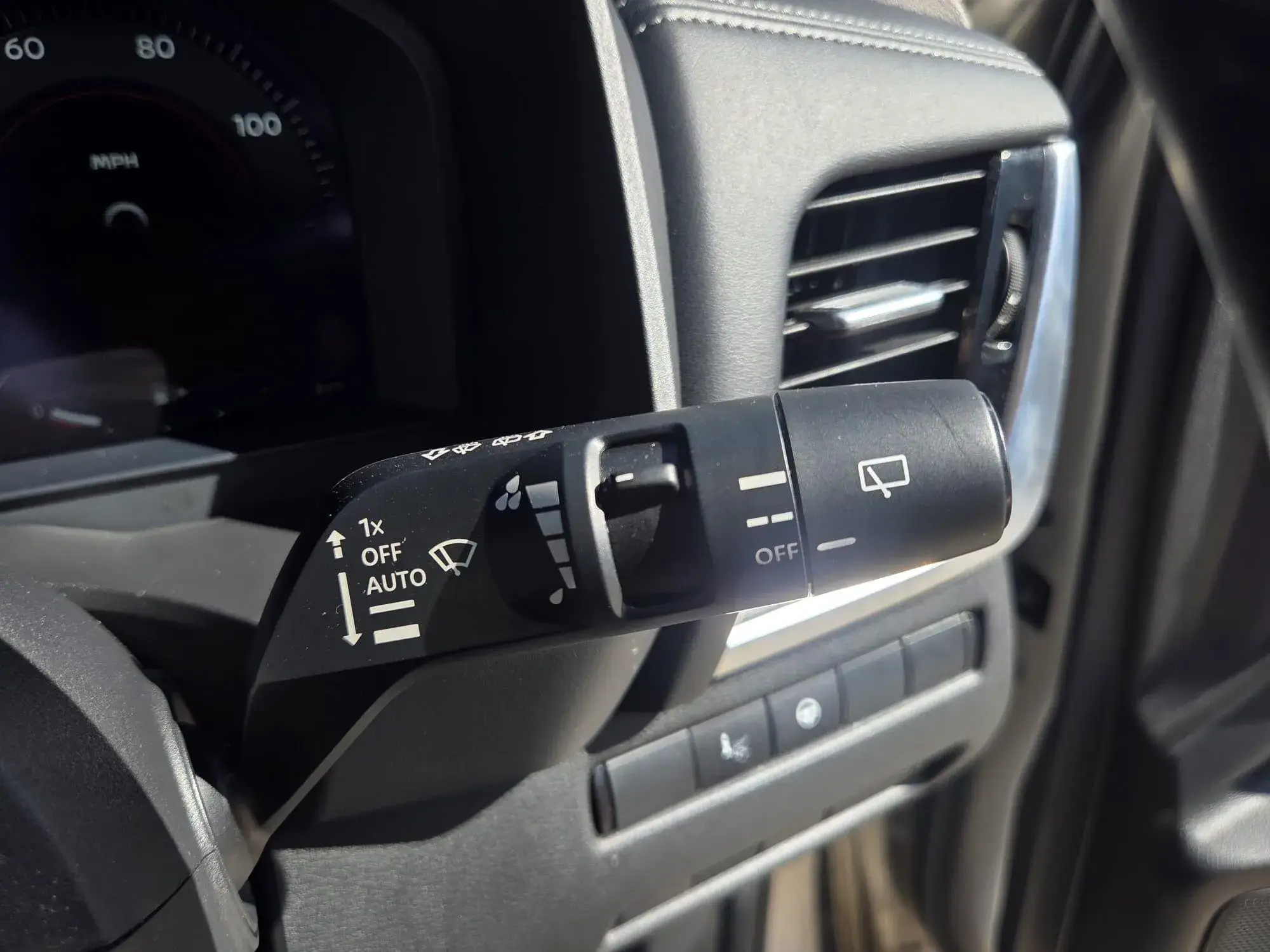 Nissan X-Trail e-POWER Image 20 Nissan X-Trail e-POWER Image 20