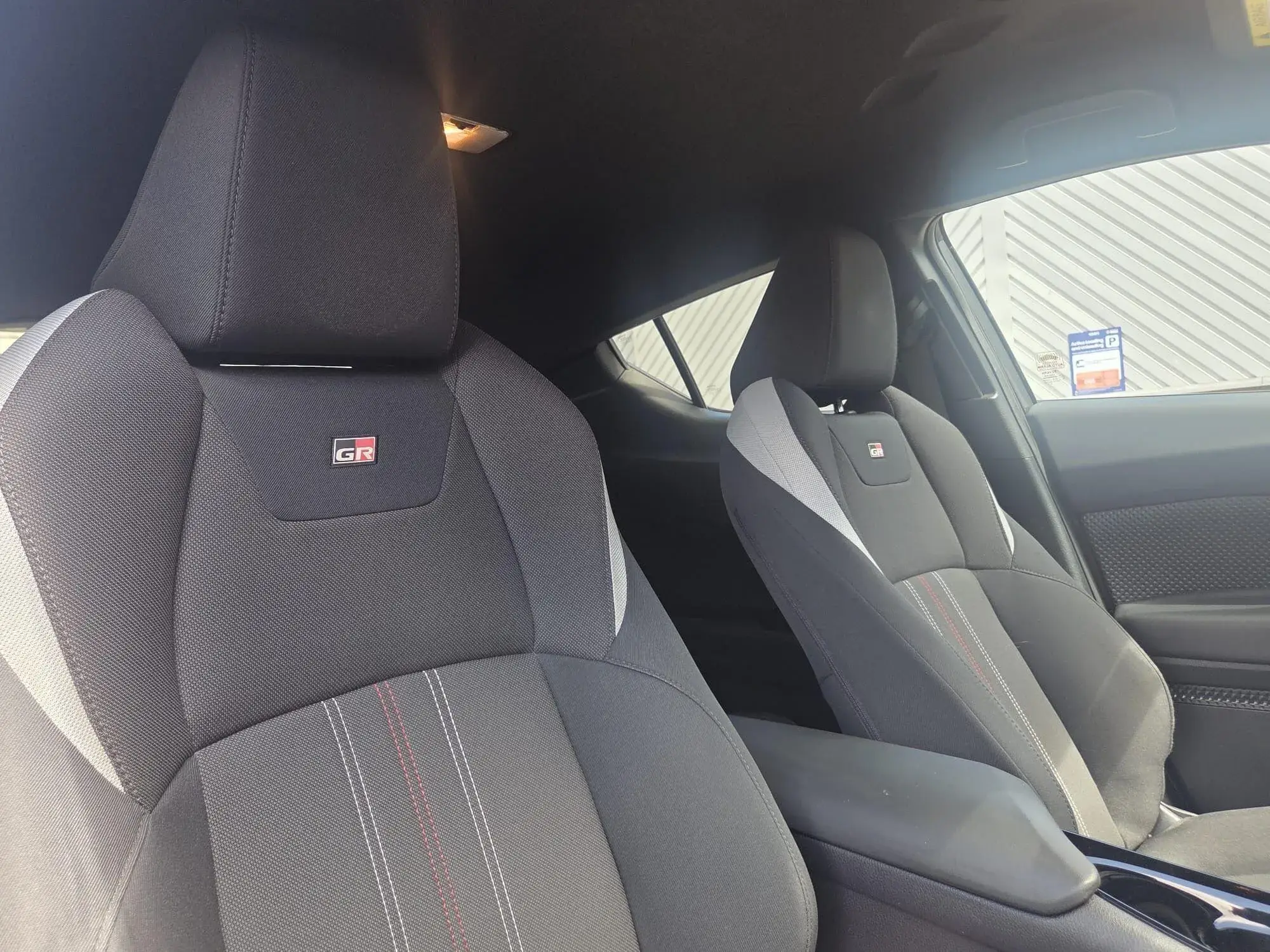 Toyota C-HR Self-Charging Hybrid Image 19