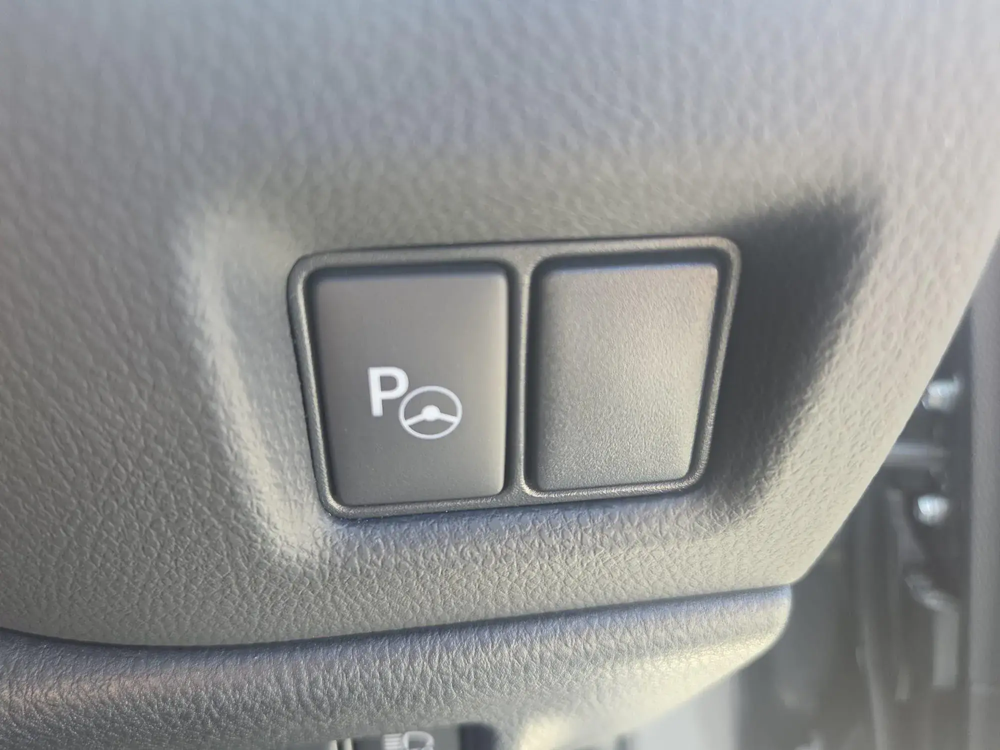 Toyota C-HR Self-Charging Hybrid Image 22