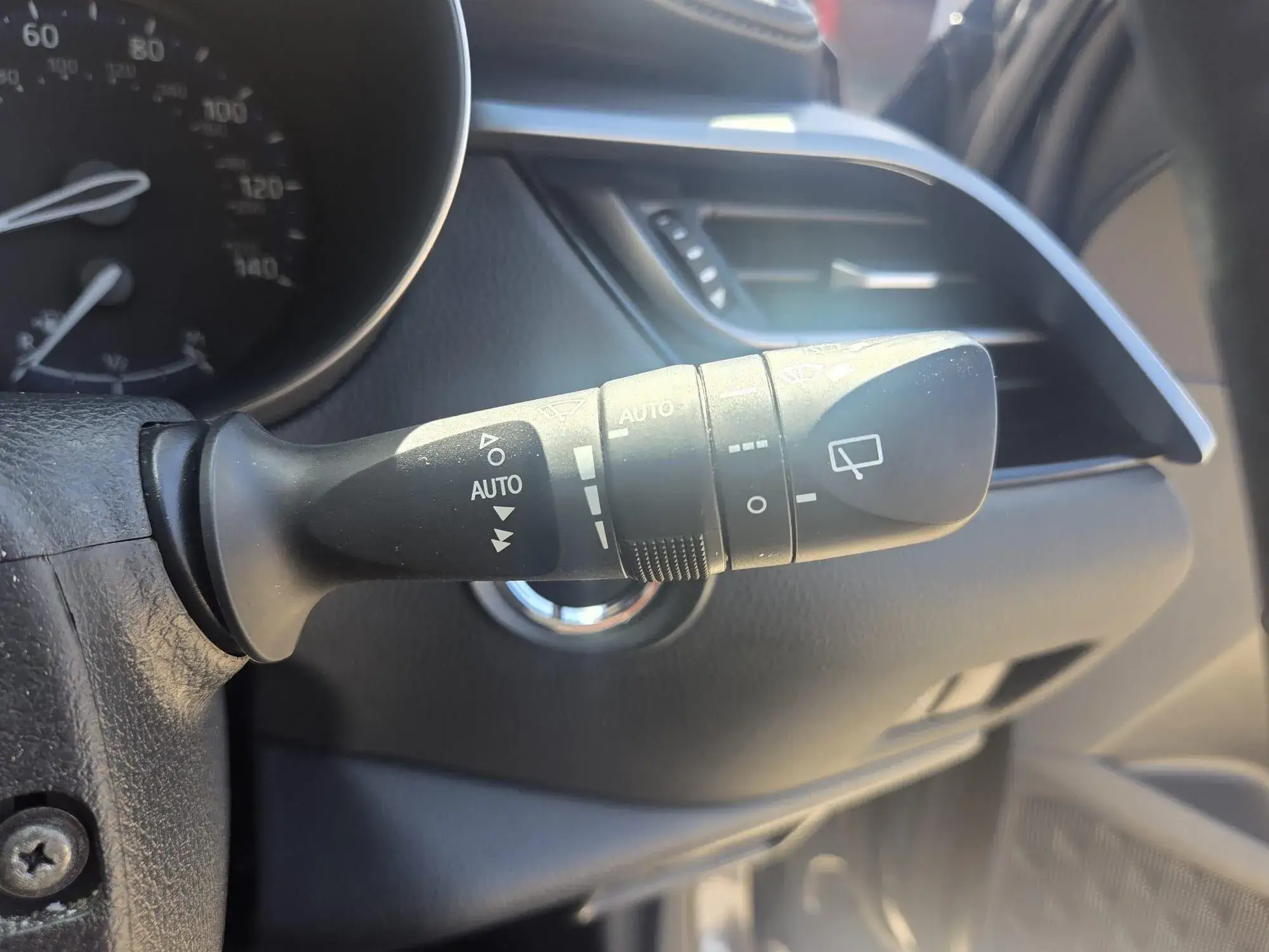 Toyota C-HR Self-Charging Hybrid Image 25