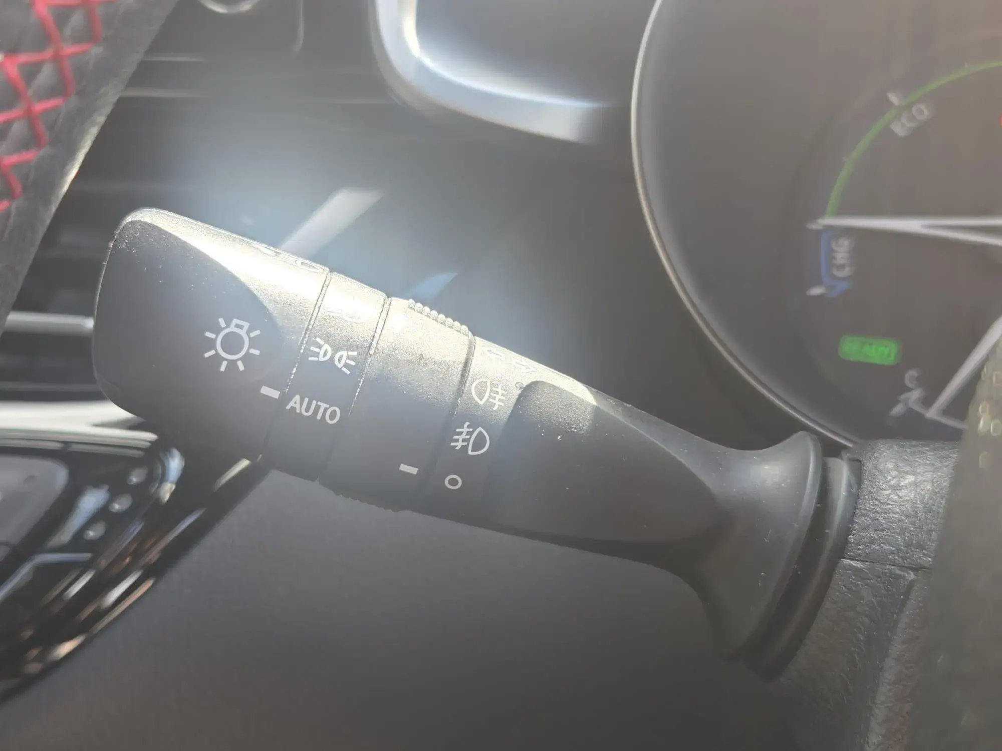 Toyota C-HR Self-Charging Hybrid Image 26