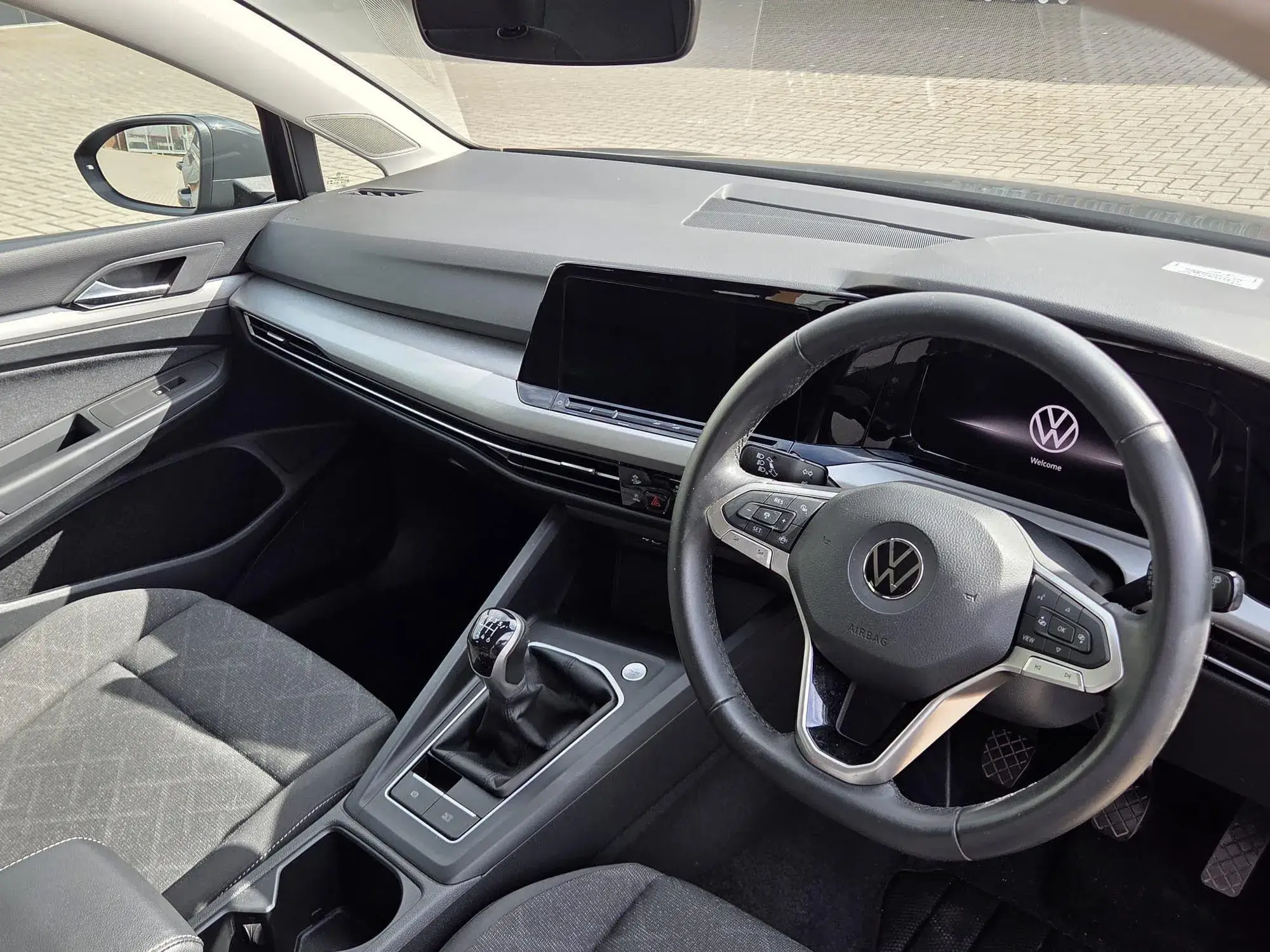 Volkswagen Golf Image 9