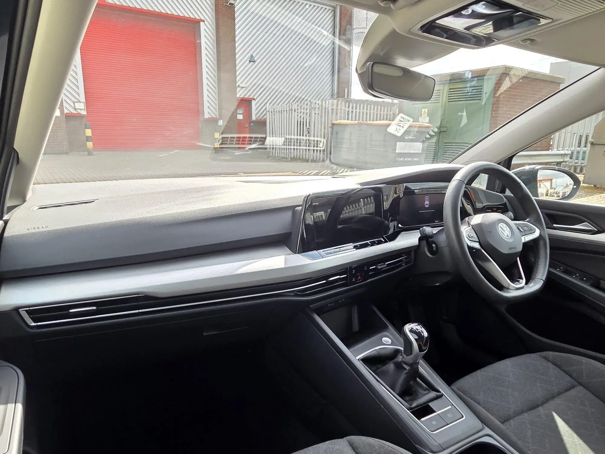 Volkswagen Golf Image 10