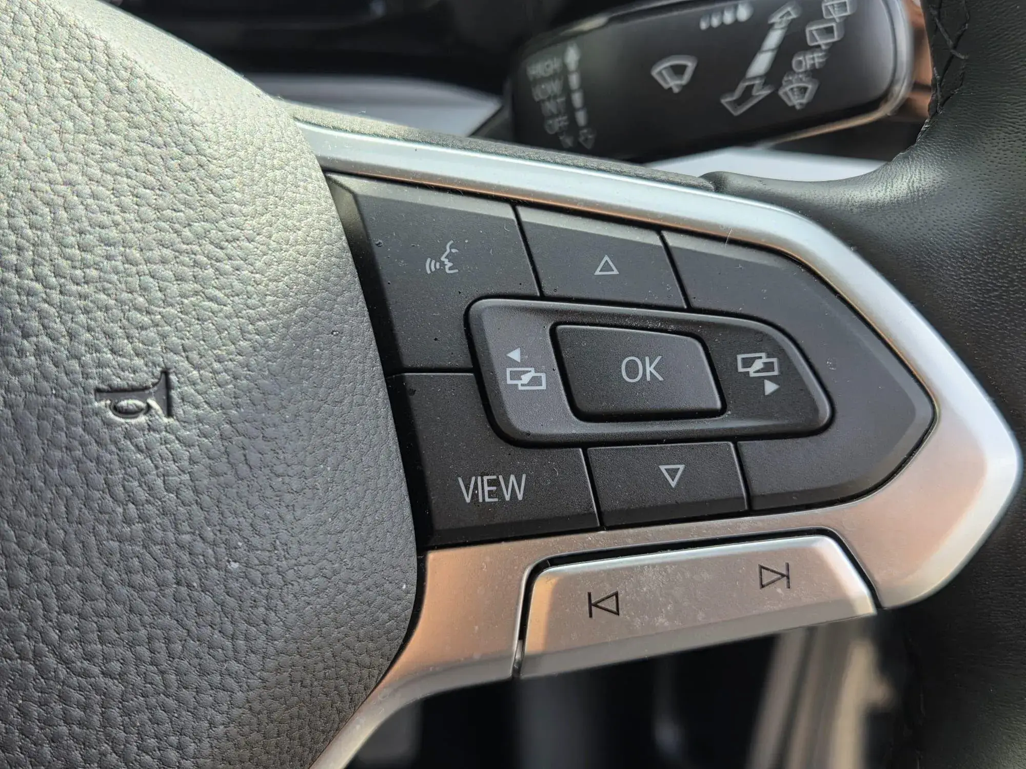 Volkswagen Golf Image 14