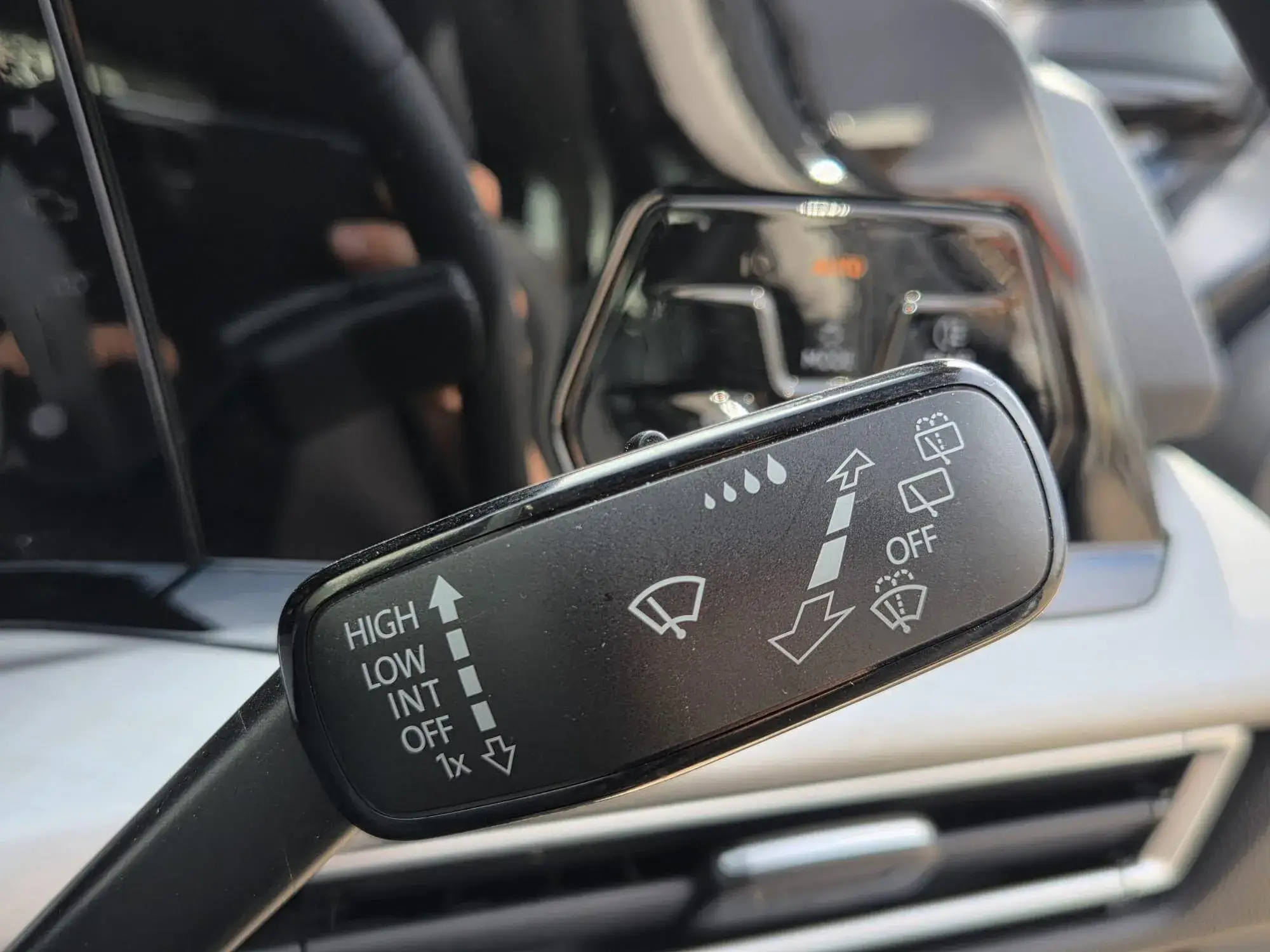 Volkswagen Golf Image 18