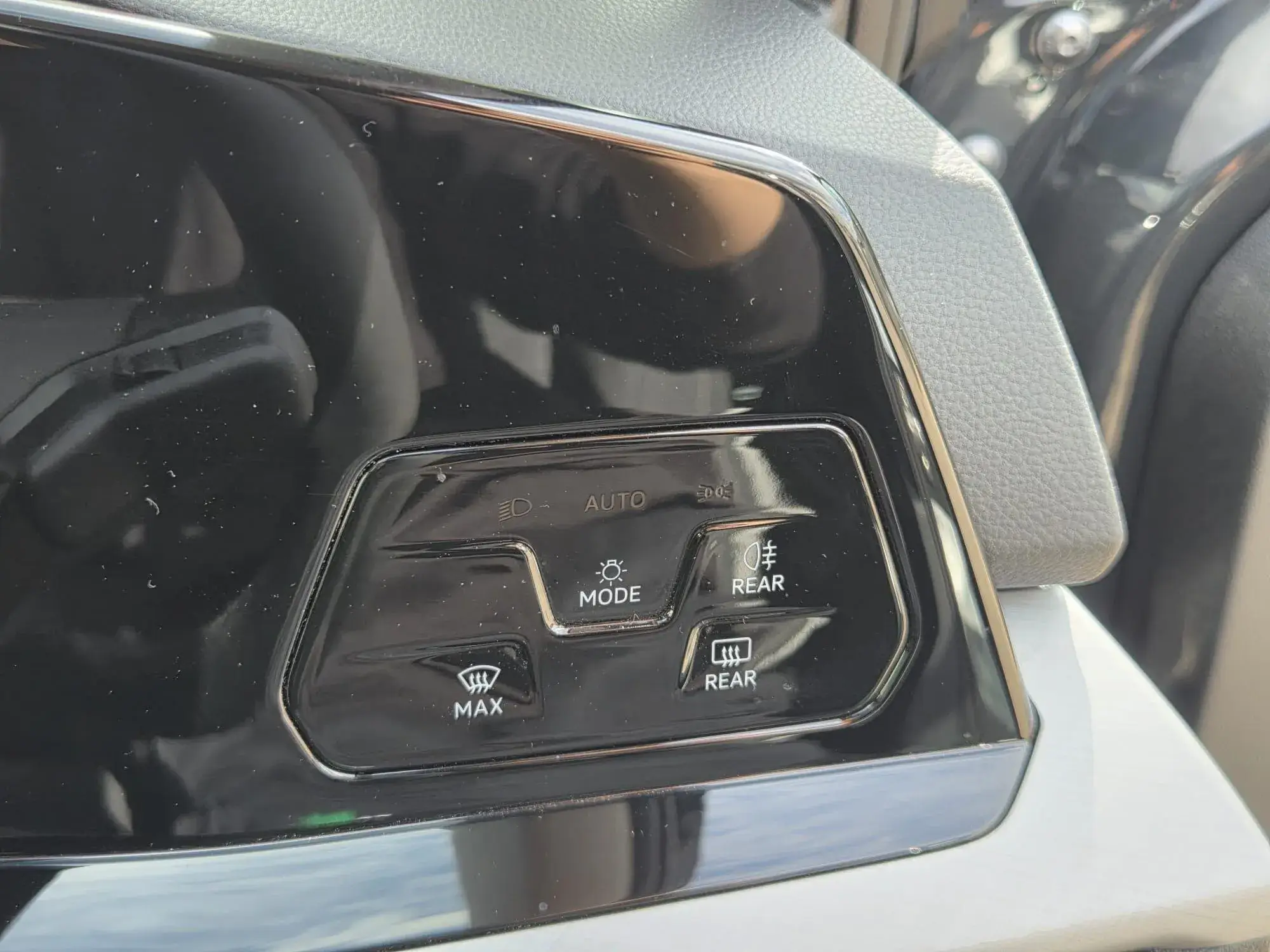 Volkswagen Golf Image 19