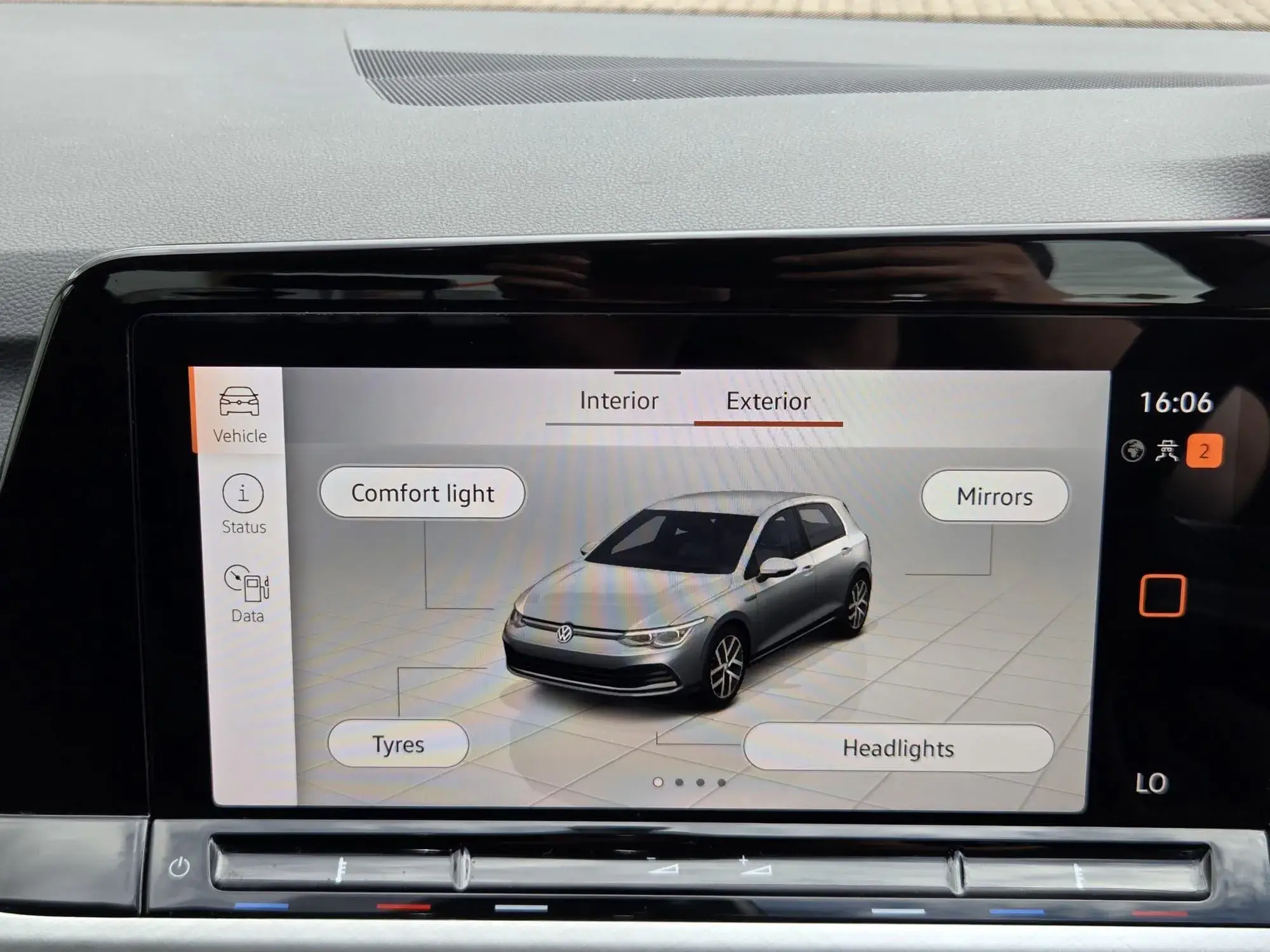 Volkswagen Golf Image 30