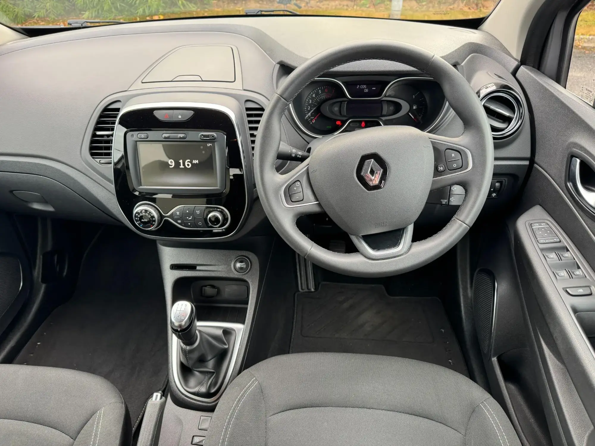 Renault Captur Image 15