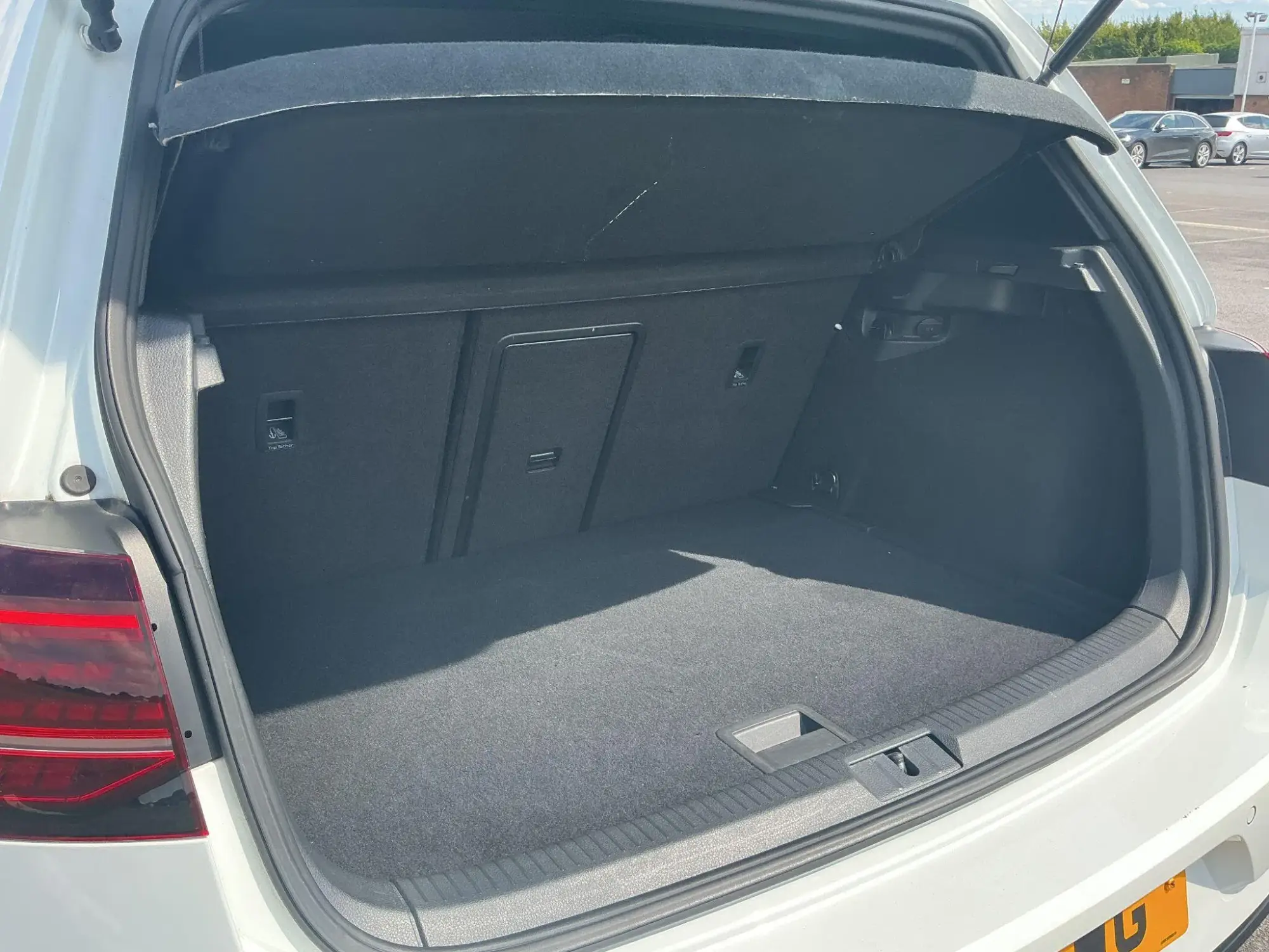 Volkswagen Golf Image 13