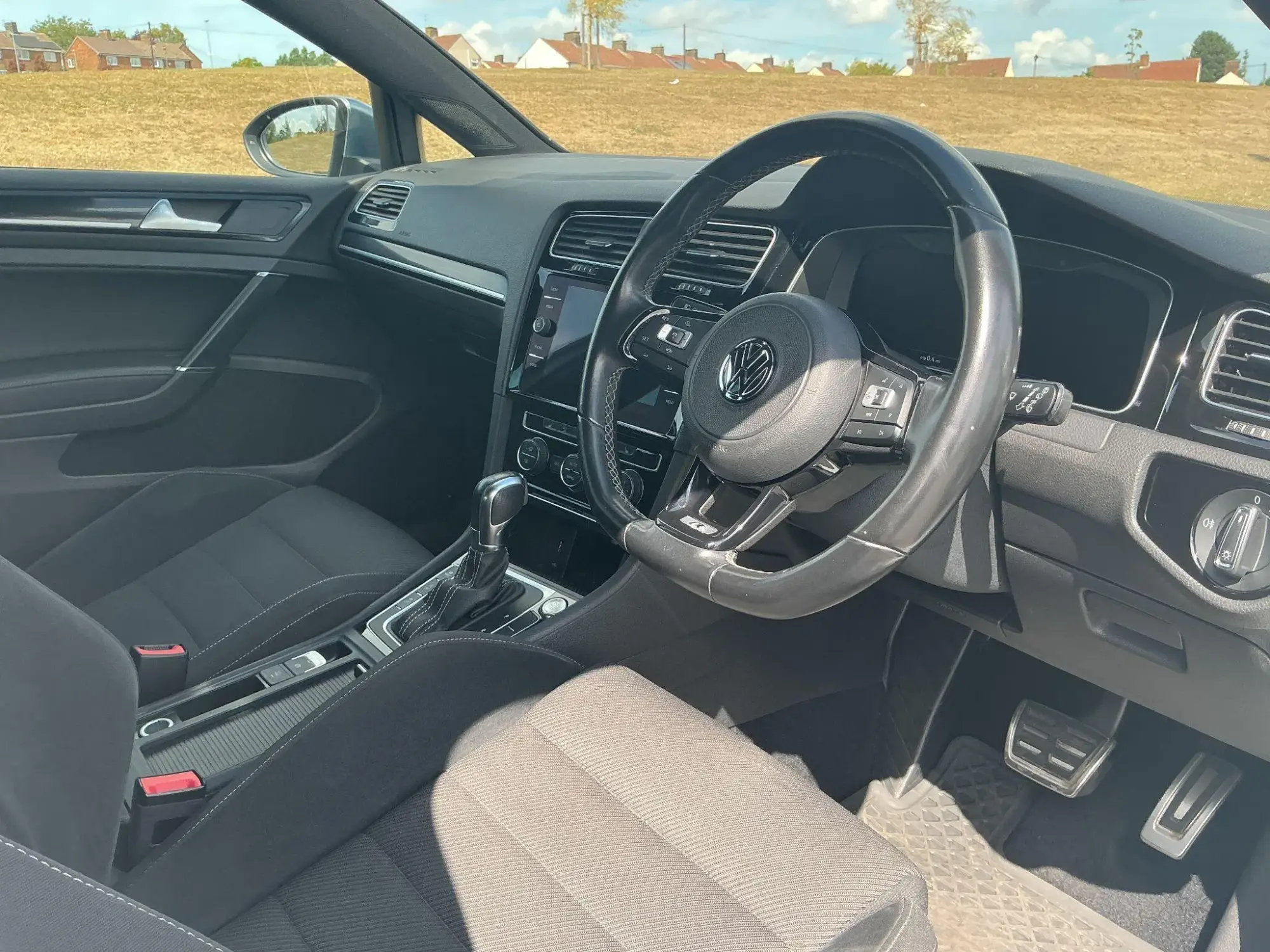 Volkswagen Golf Image 35