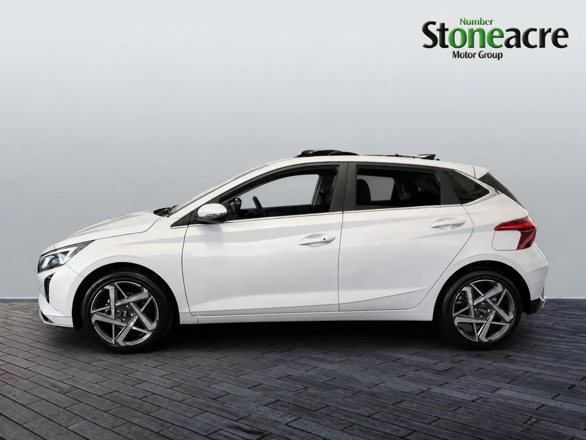 Hyundai i20 Image 6 Hyundai i20 Image 6