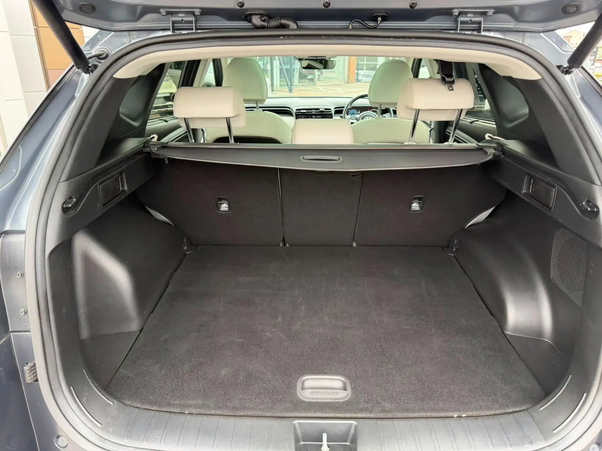 Hyundai TUCSON Plug-in Hybrid Image 14 Hyundai TUCSON Plug-in Hybrid Image 14