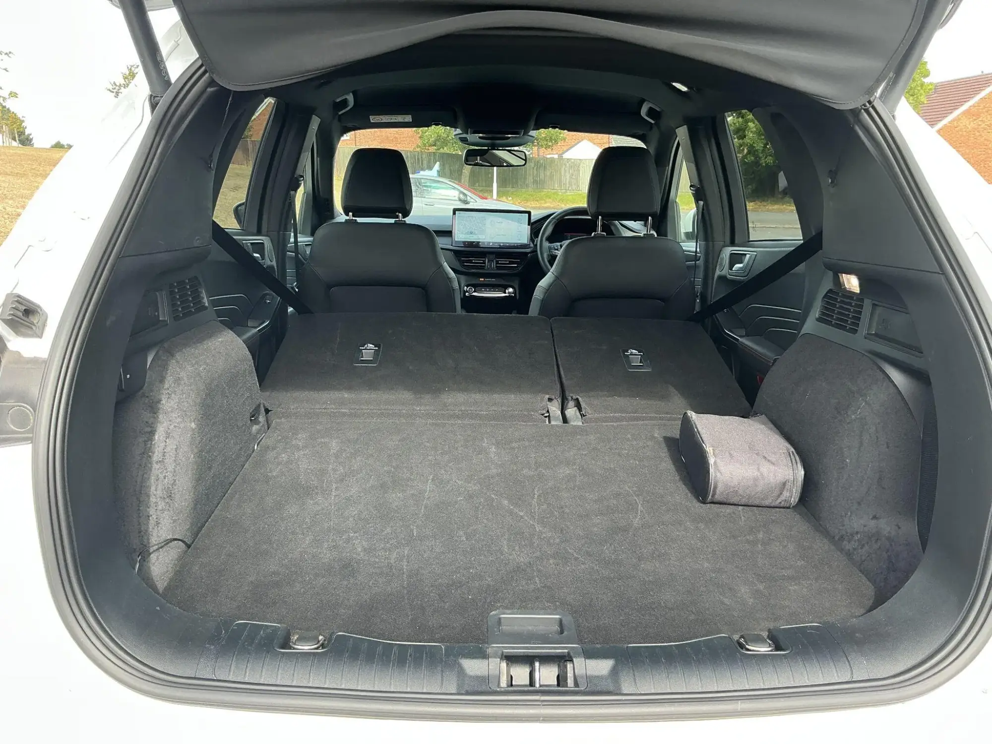 Ford Kuga Hybrid Image 12 Ford Kuga Hybrid Image 12