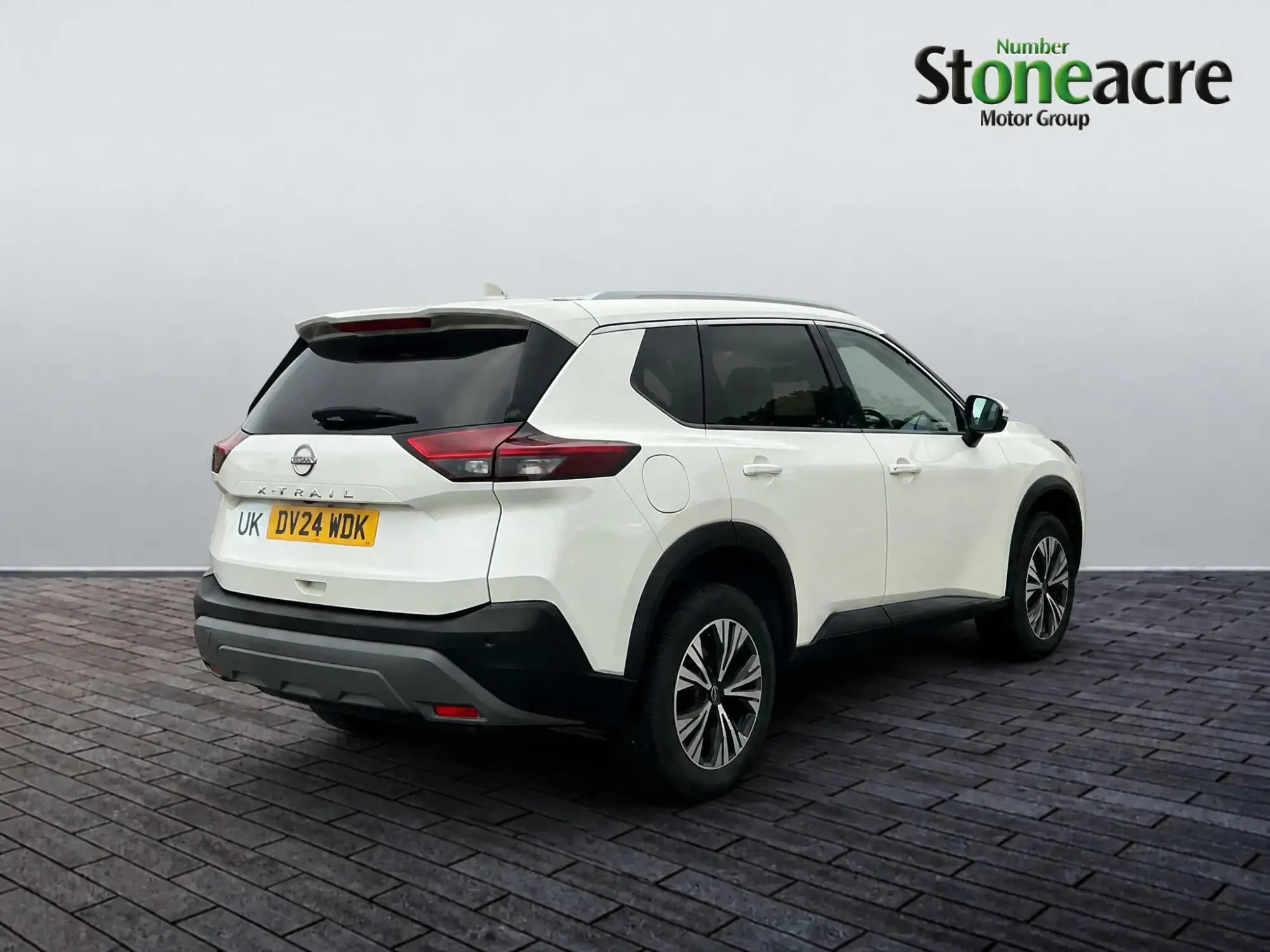 Nissan X-Trail Image 2 Nissan X-Trail Image 2