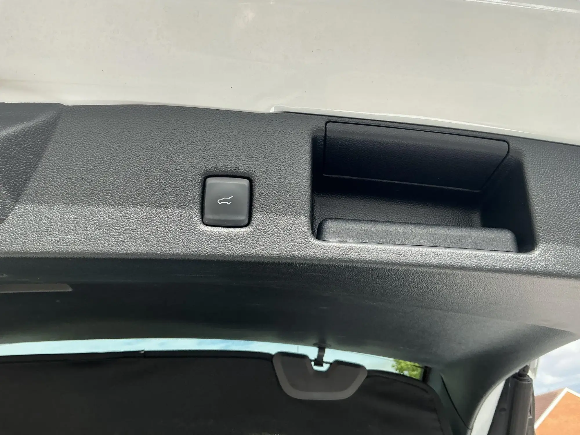 Ford Kuga Hybrid Image 16 Ford Kuga Hybrid Image 16