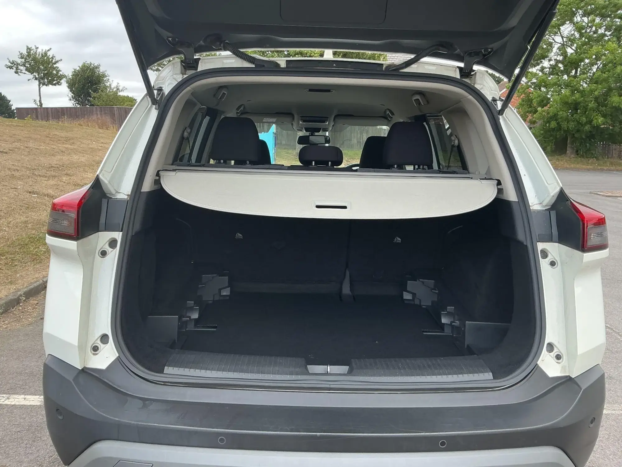 Nissan X-Trail Image 12 Nissan X-Trail Image 12