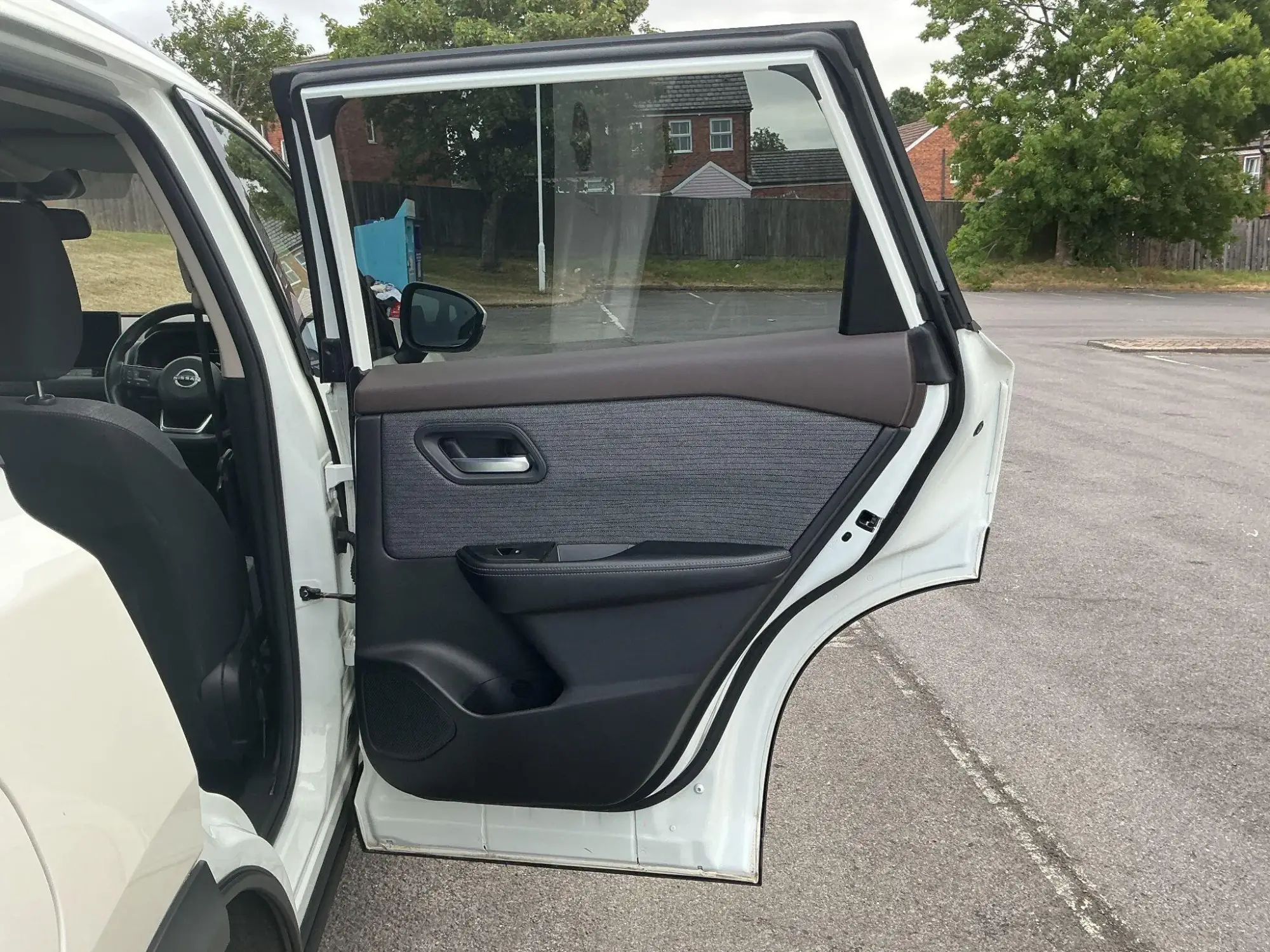 Nissan X-Trail Image 17 Nissan X-Trail Image 17