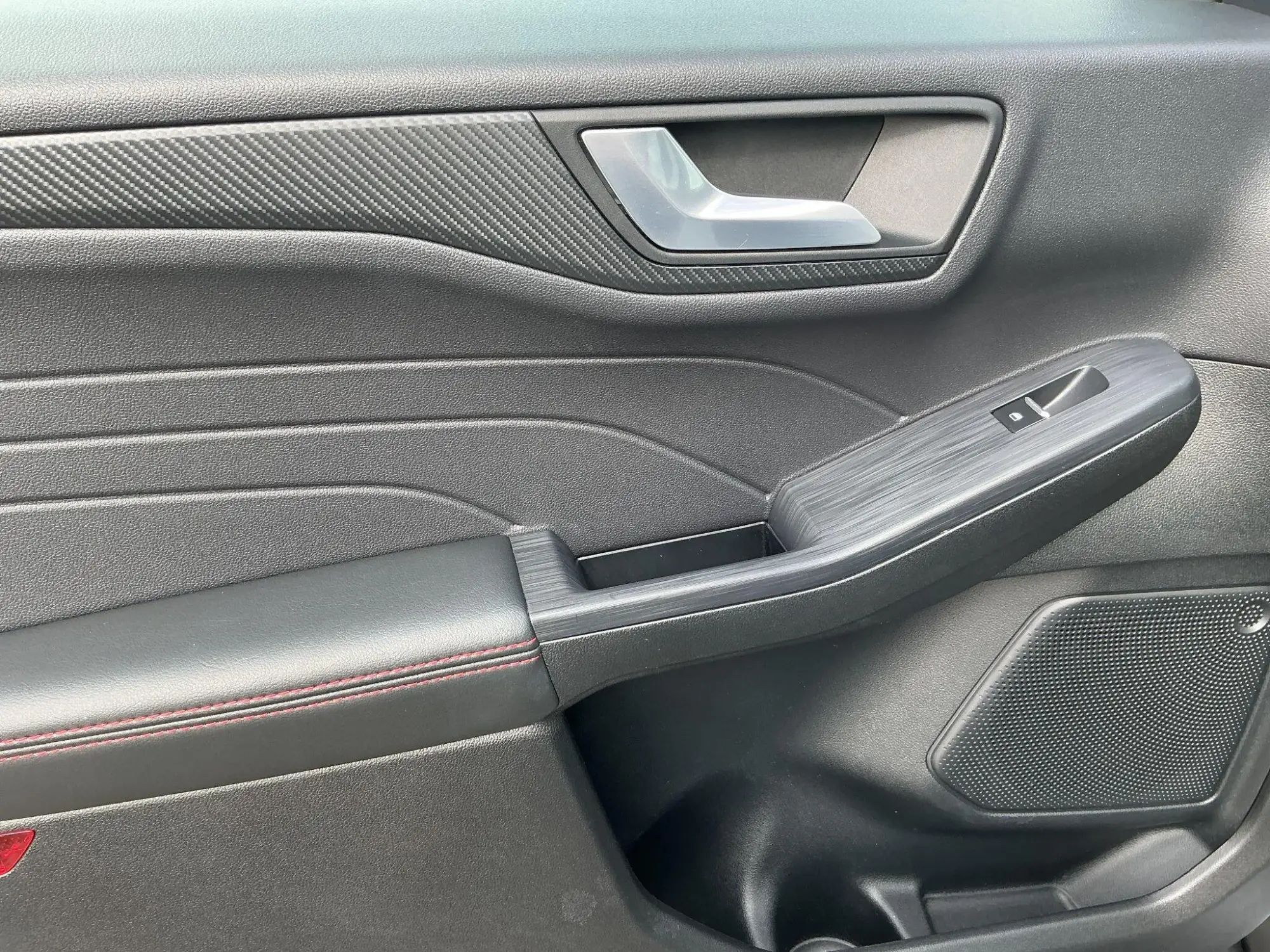 Ford Kuga Hybrid Image 28 Ford Kuga Hybrid Image 28