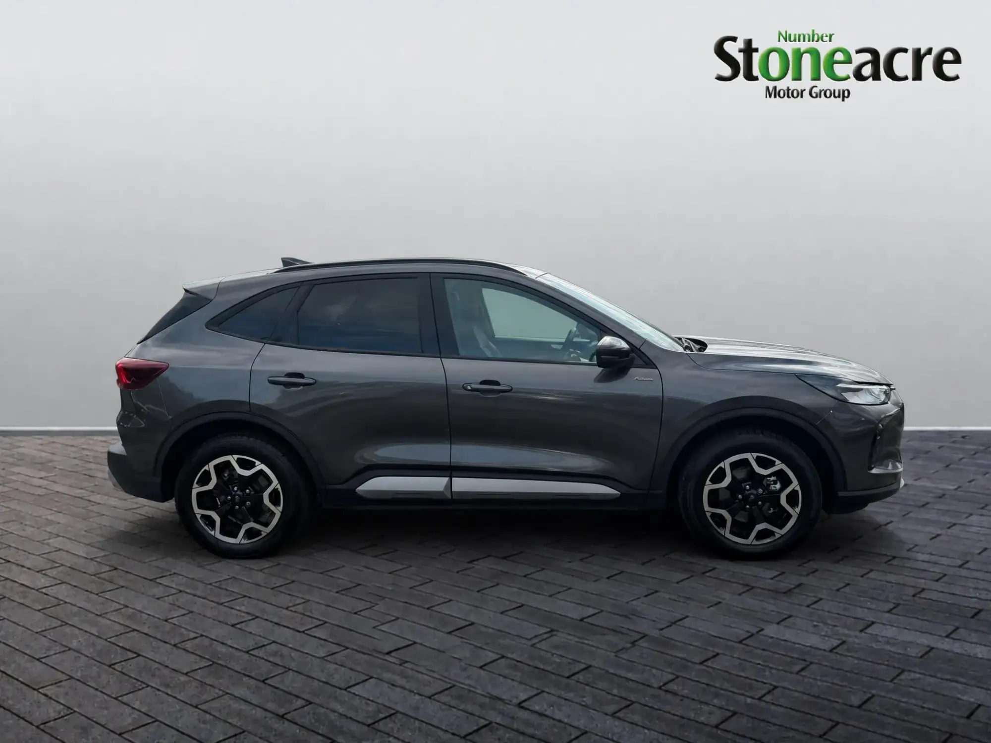 Ford Kuga Plug-In Hybrid Image 8