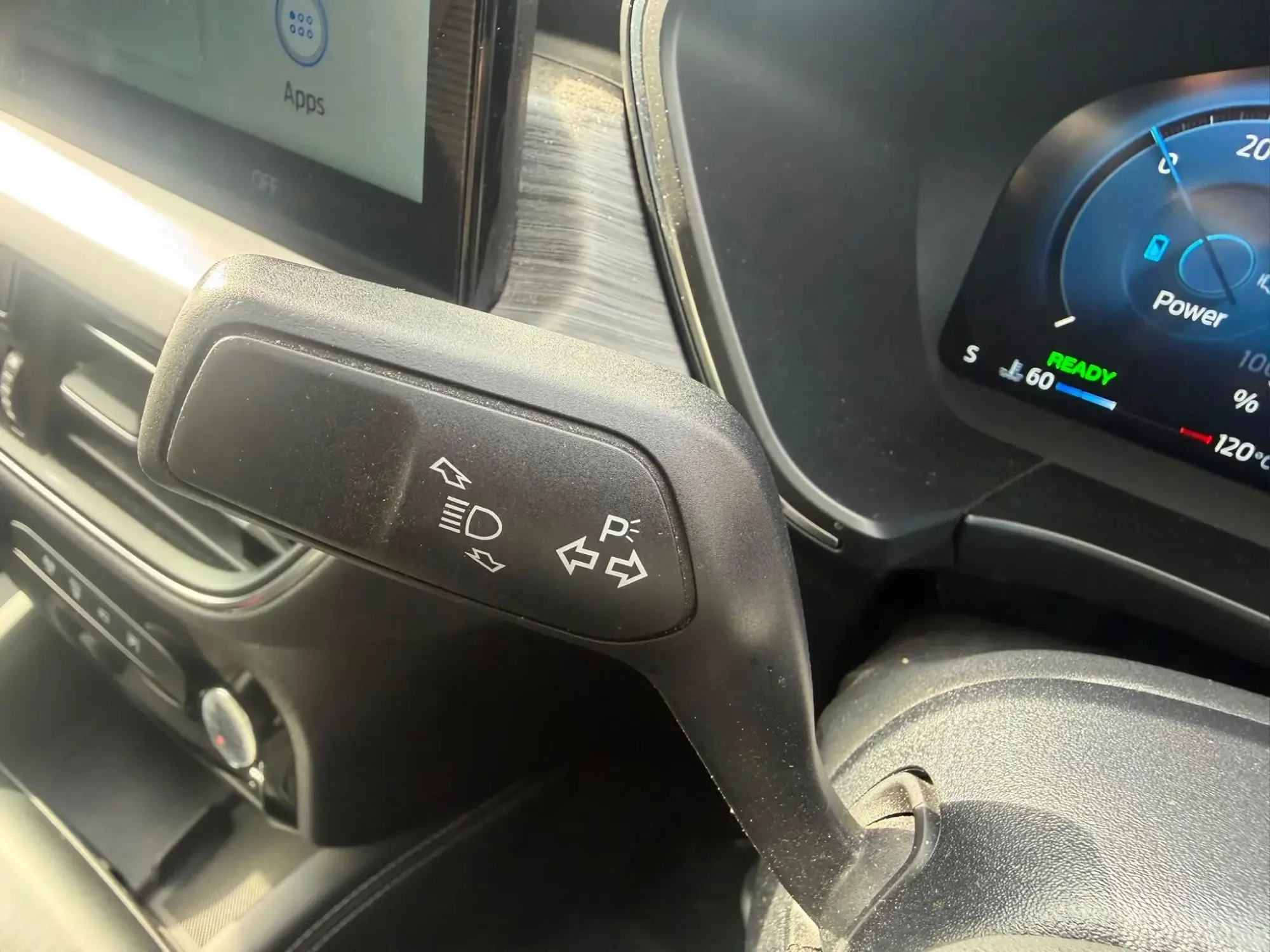 Ford Kuga Plug-In Hybrid Image 15