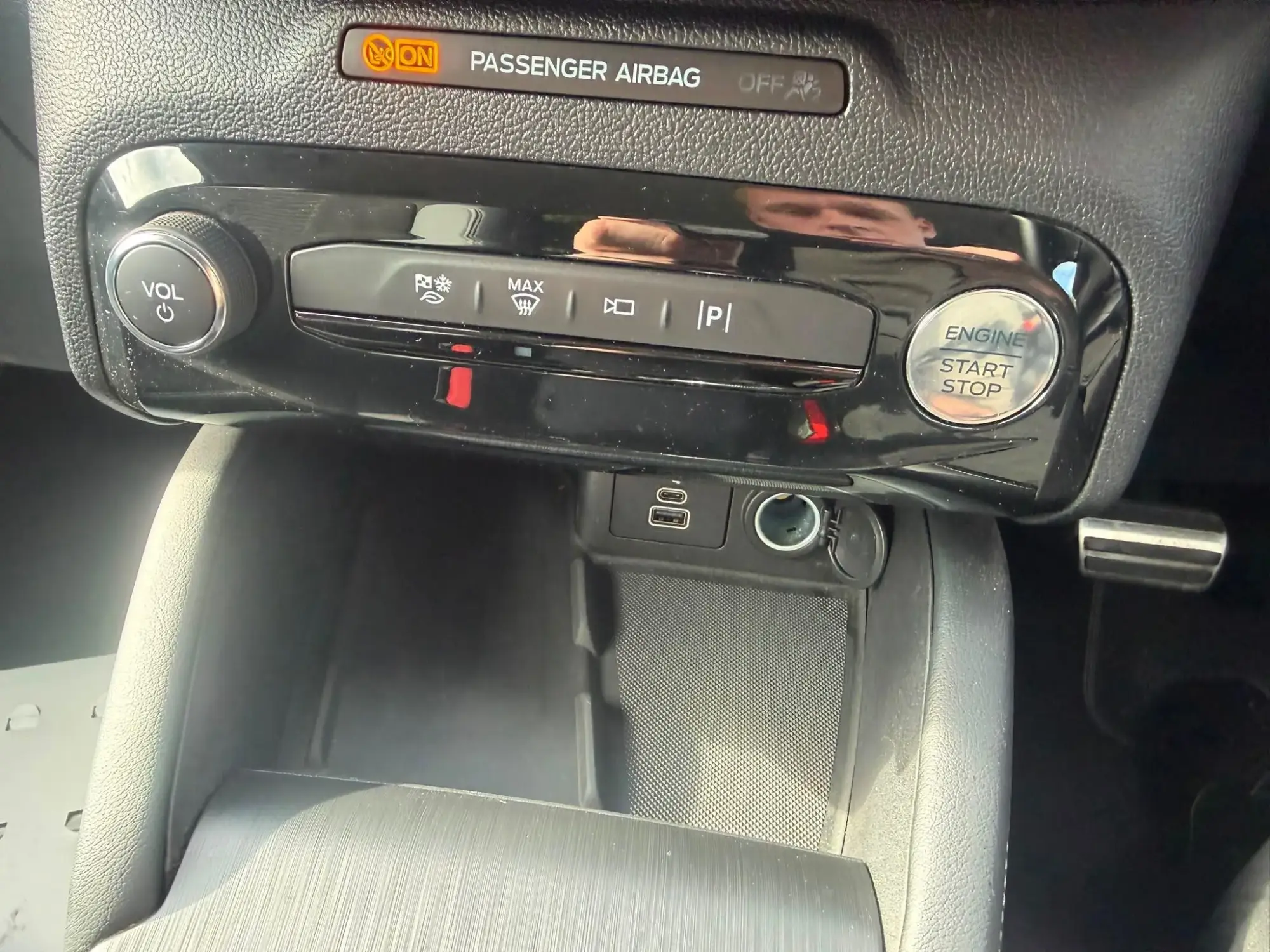 Ford Kuga Plug-In Hybrid Image 19