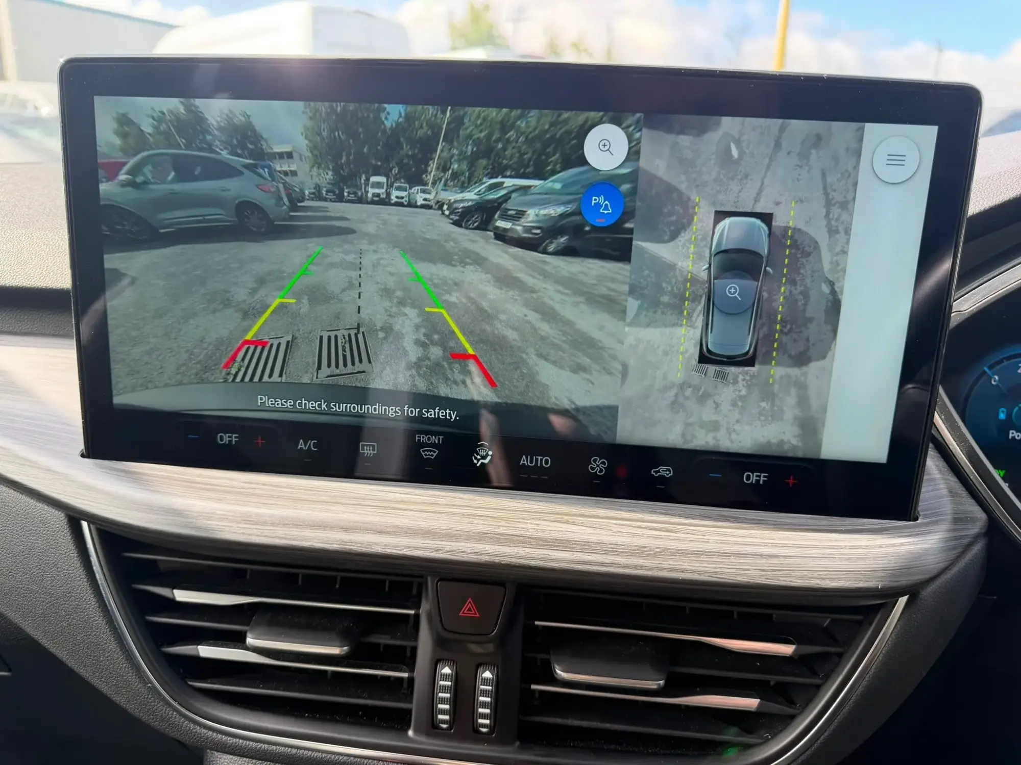 Ford Kuga Plug-In Hybrid Image 27