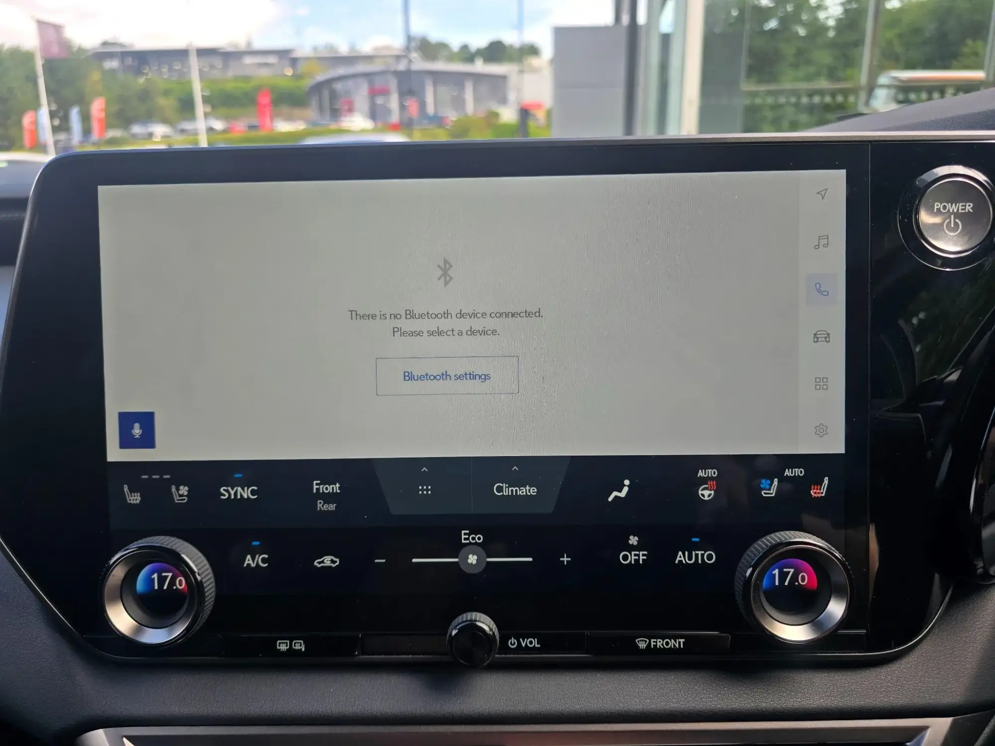 Lexus RX Image 27