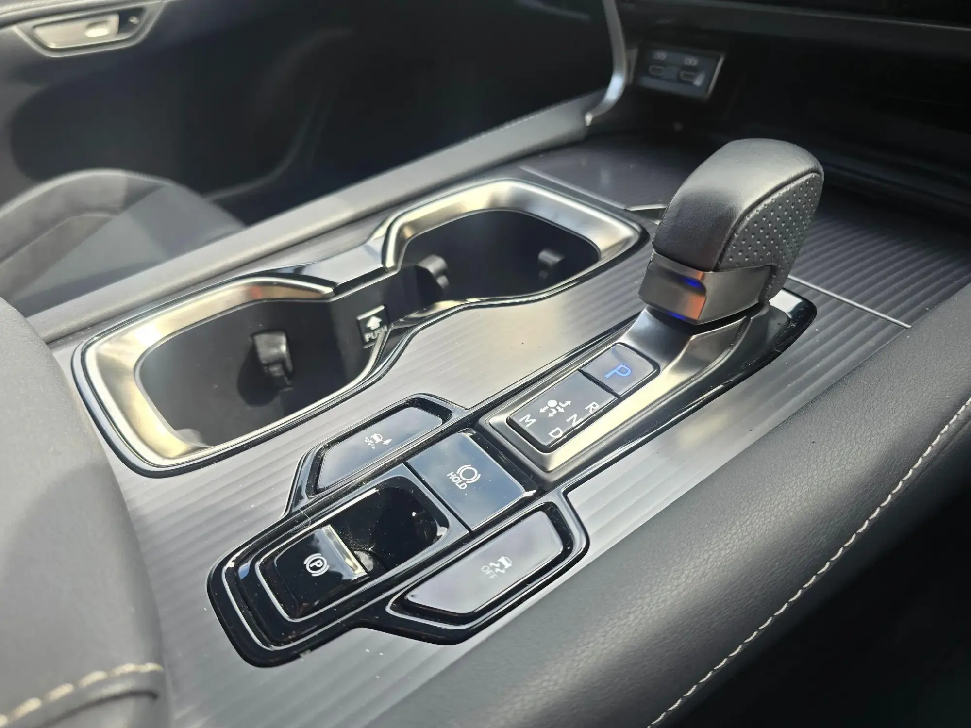 Lexus RX Image 30