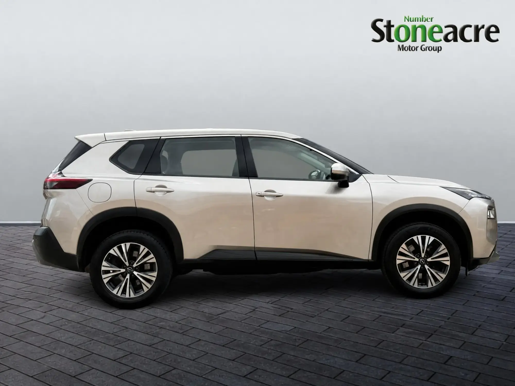 Nissan X-Trail e-POWER 1.5 h e-POWER Acenta Premium Auto Euro 6 (s/s) 5dr DV24MHX Image 2 Nissan X-Trail e-POWER 1.5 h e-POWER Acenta Premium Auto Euro 6 (s/s) 5dr DV24MHX Image 2