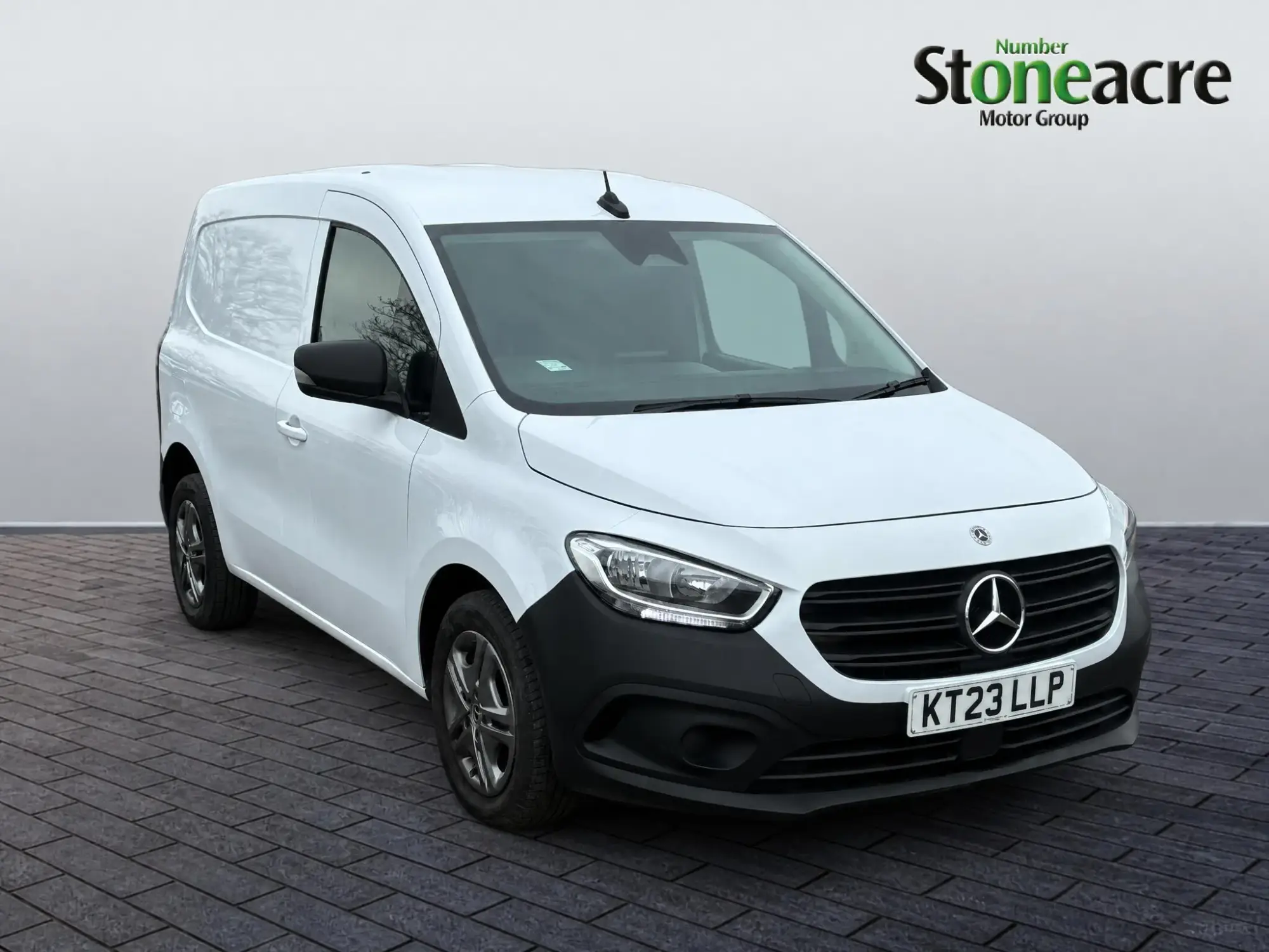 Mercedes-Benz Citan Image 1