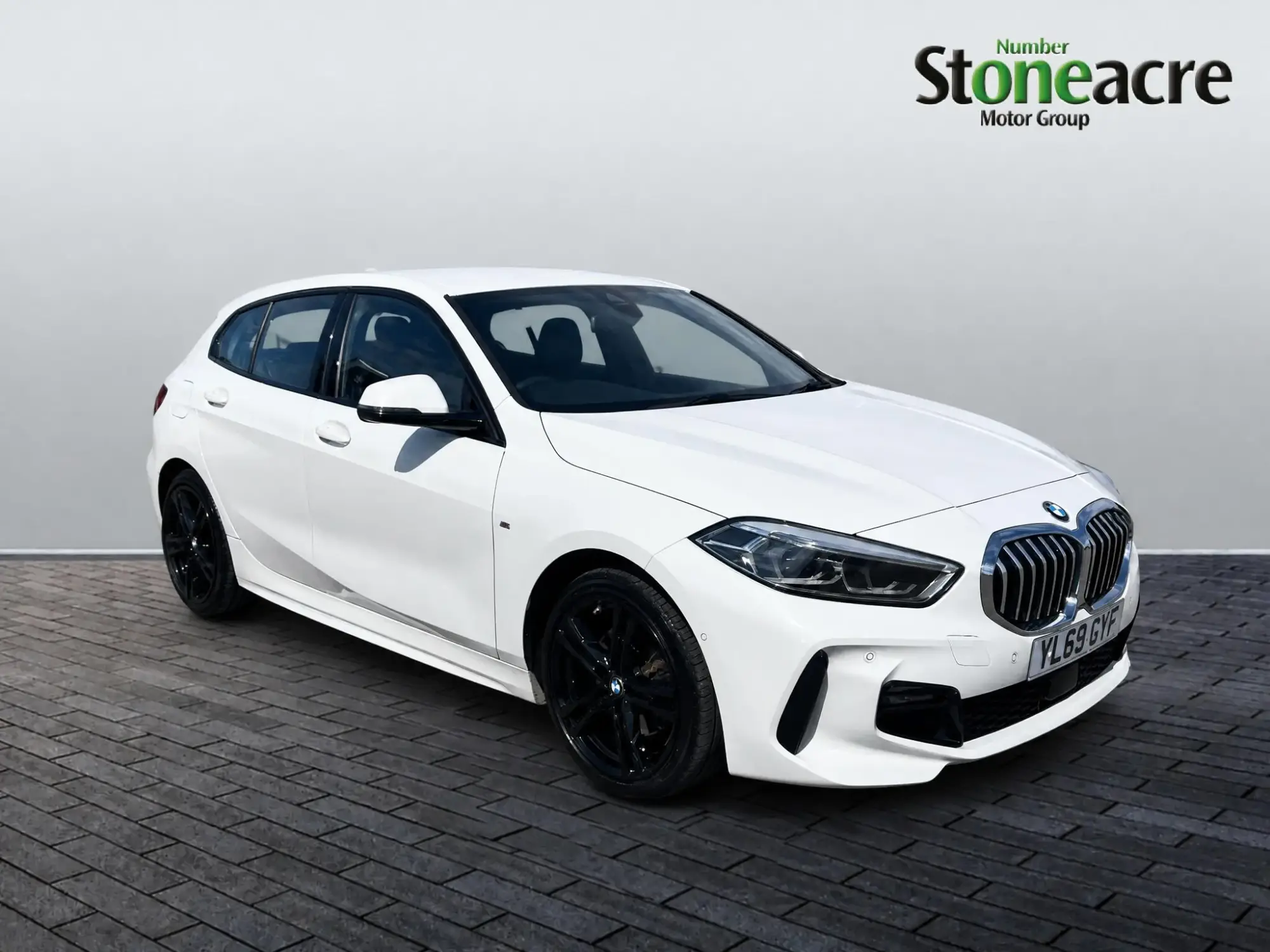 BMW 1 Series 1.5 118i M Sport DCT Euro 6 (s/s) 5dr YL69GYF Image 1 BMW 1 Series 1.5 118i M Sport DCT Euro 6 (s/s) 5dr YL69GYF Image 1