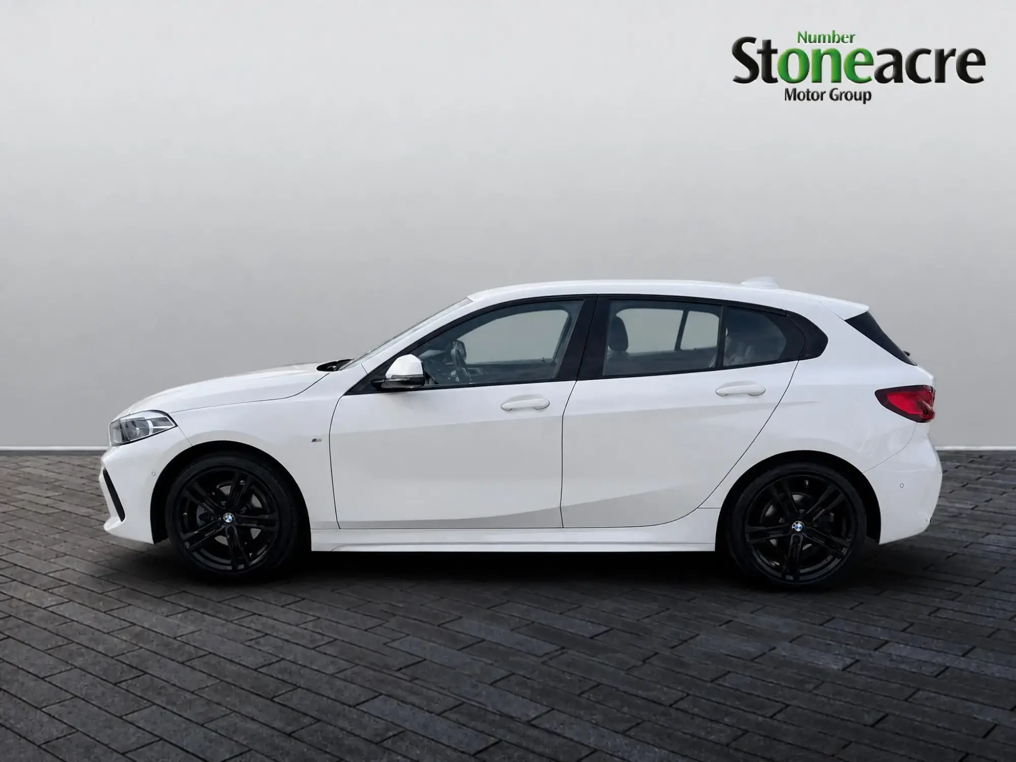 BMW 1 Series Image 6