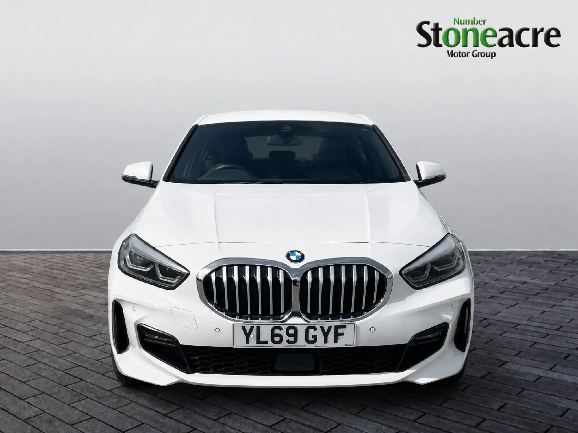BMW 1 Series Image 8