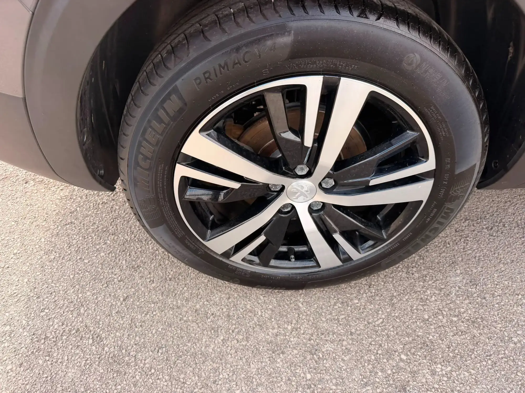 Peugeot 5008 Image 12