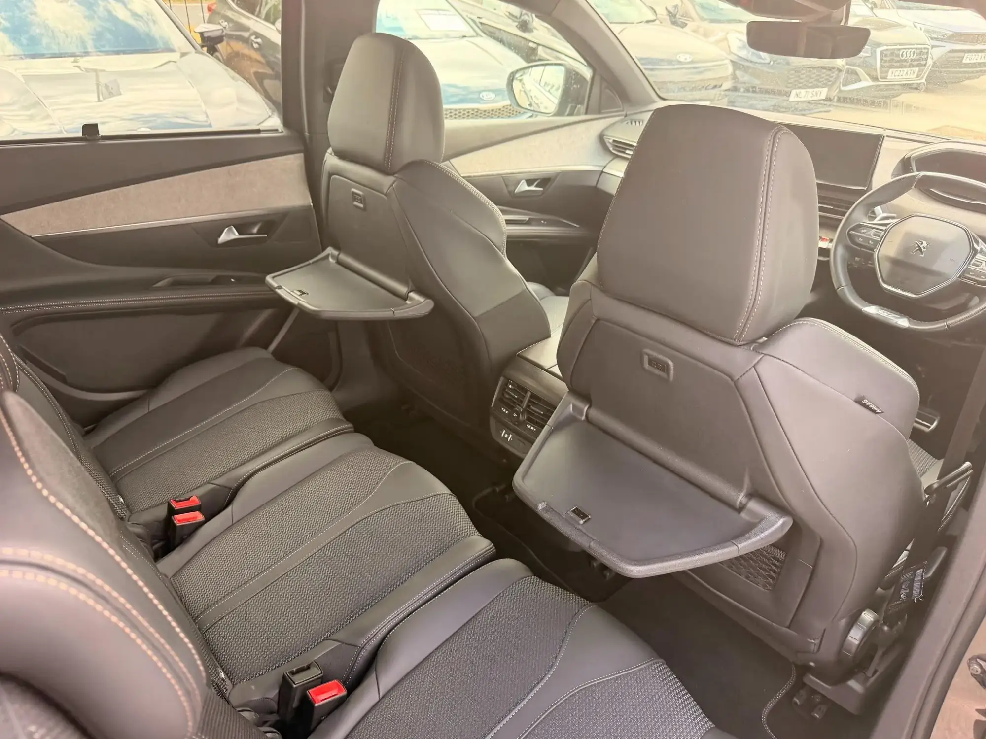Peugeot 5008 Image 24