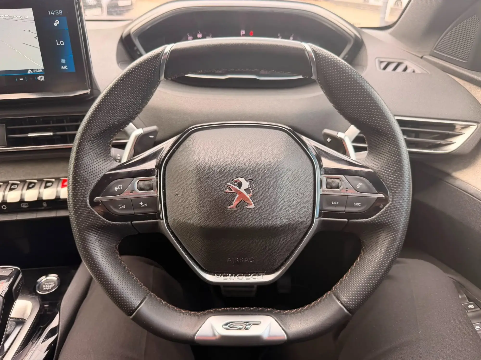 Peugeot 5008 Image 26