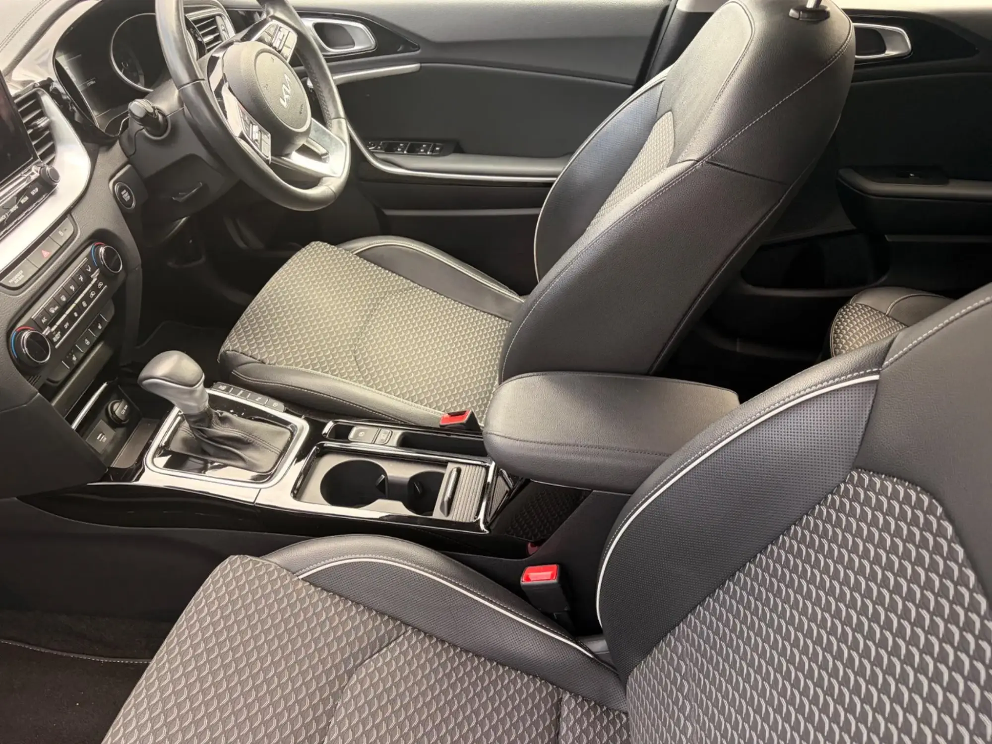 Kia XCeed Plug-In Hybrid Image 26 Kia XCeed Plug-In Hybrid Image 26