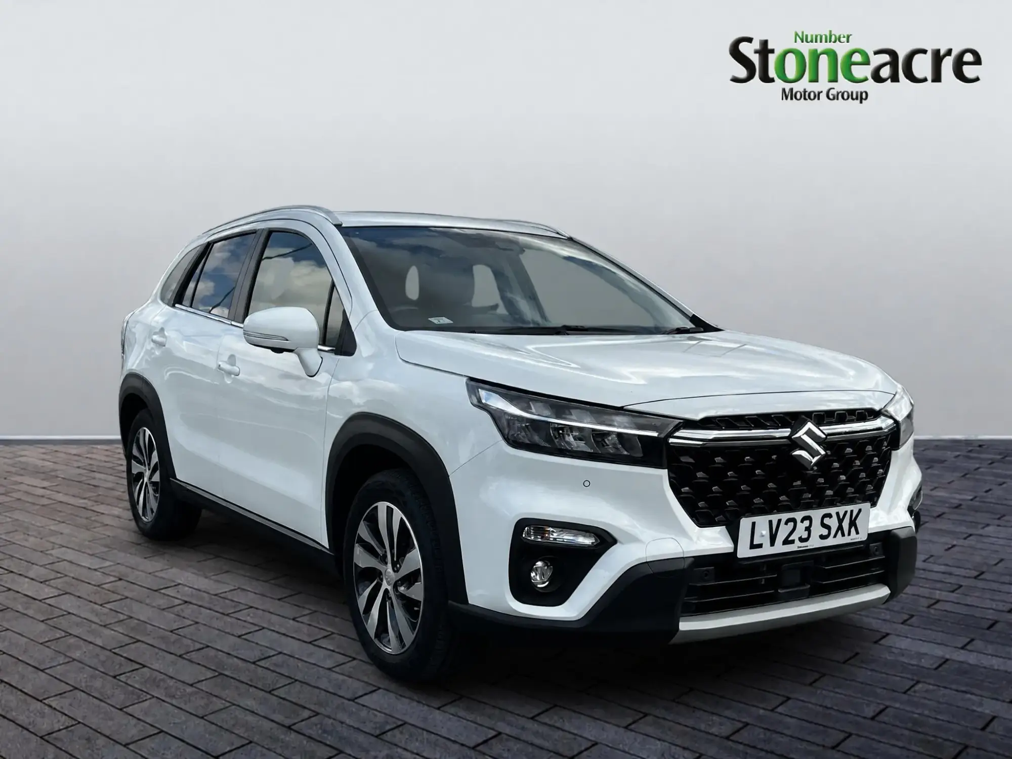 Suzuki S-Cross Hybrid Image 1