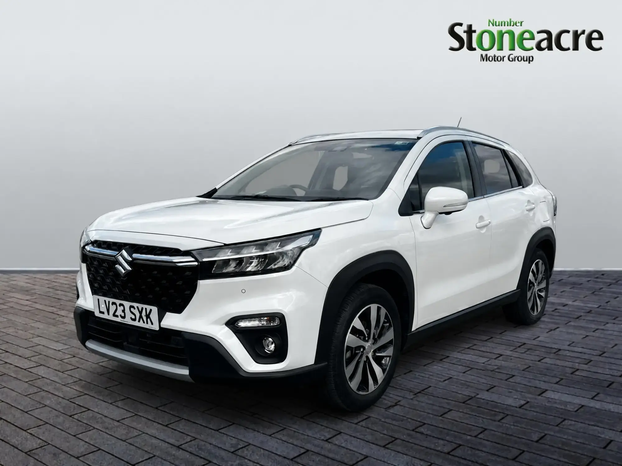 Suzuki S-Cross Hybrid Image 3