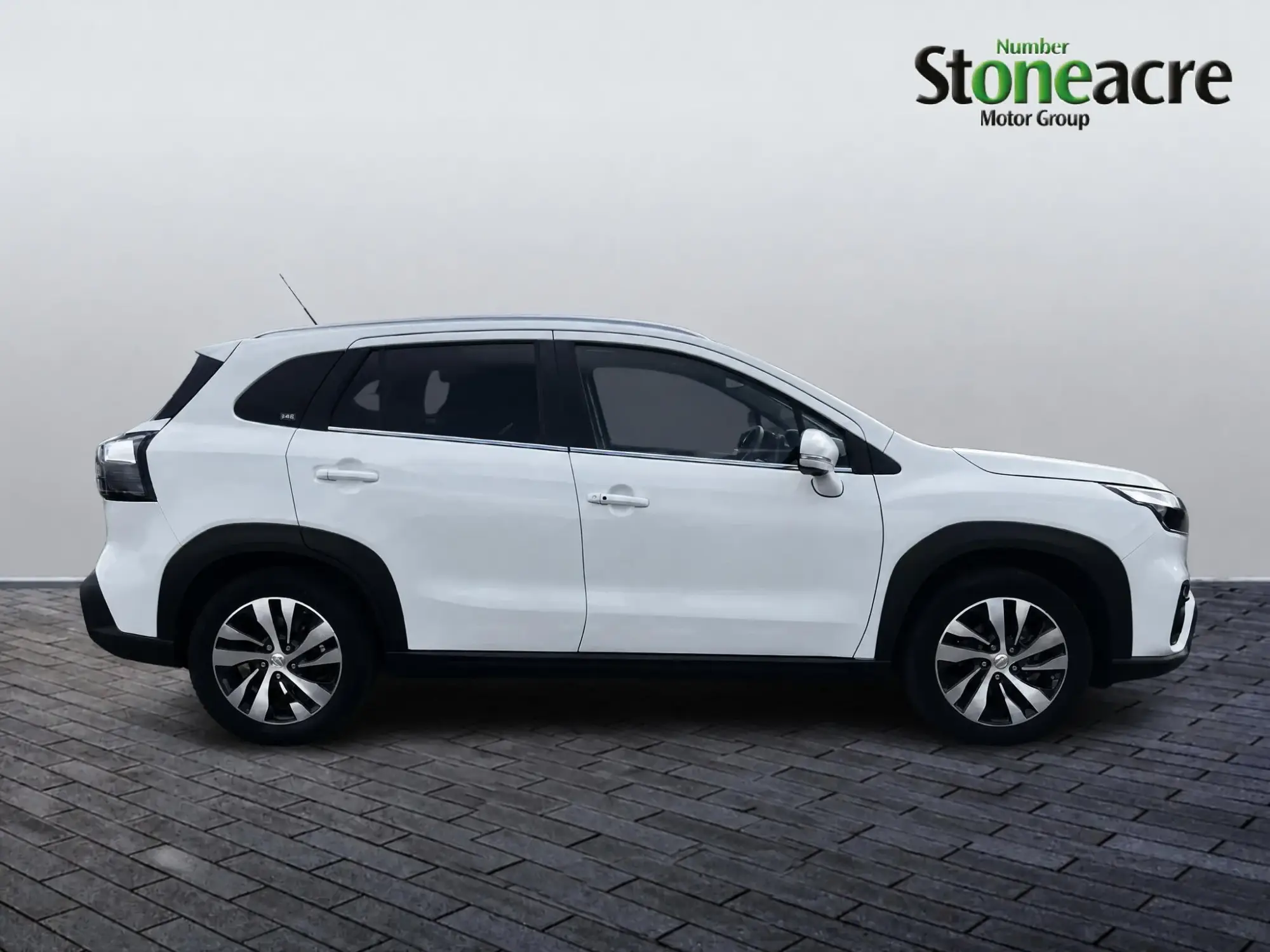 Suzuki S-Cross Hybrid Image 7