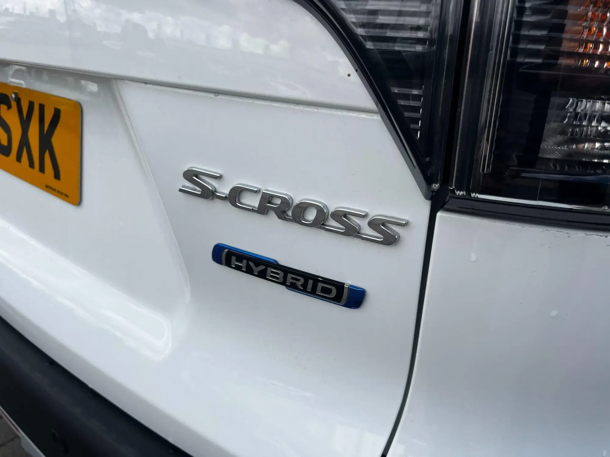 Suzuki S-Cross Hybrid Image 33