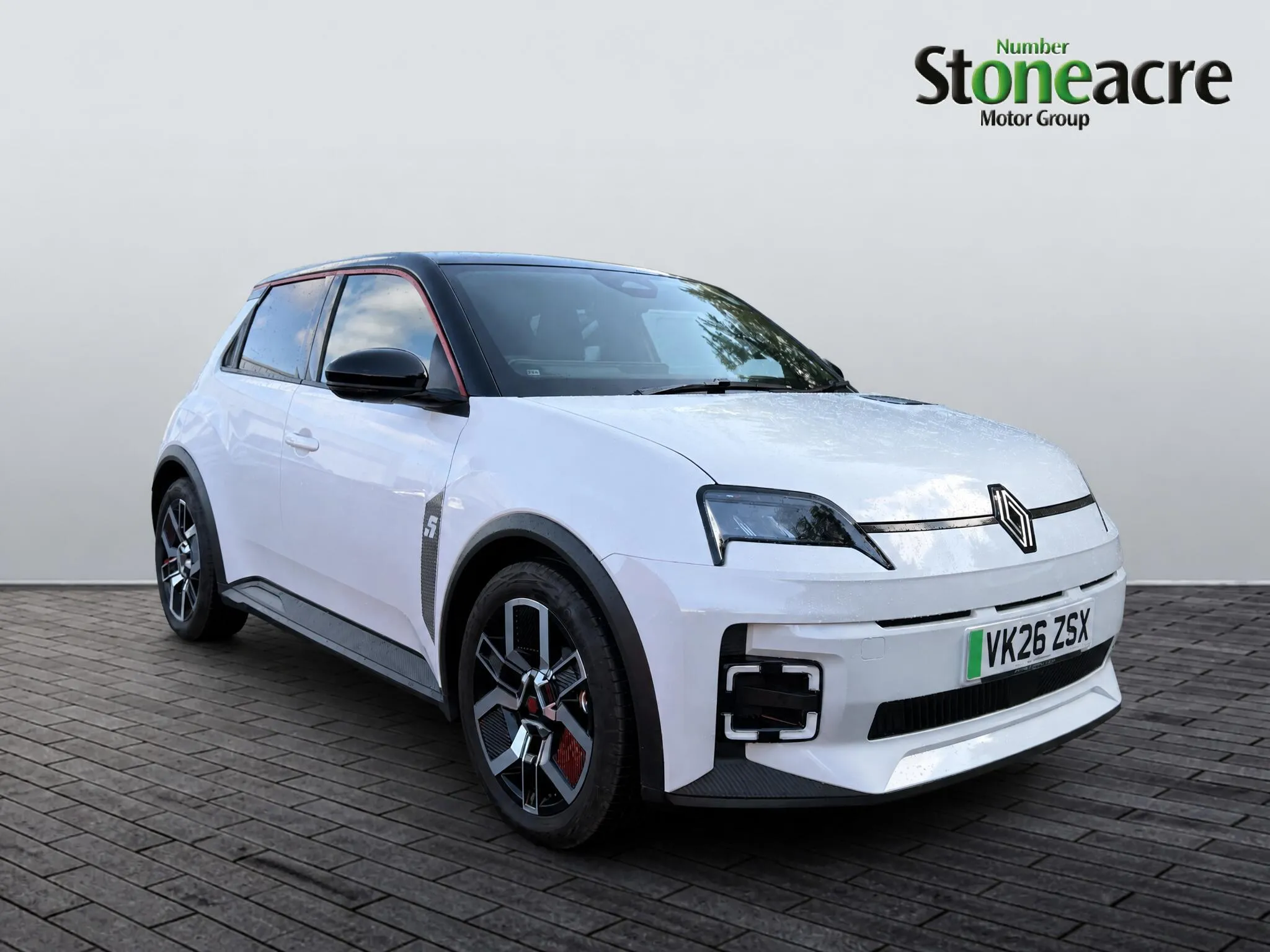 Renault 5 E-Tech Electric listing photo