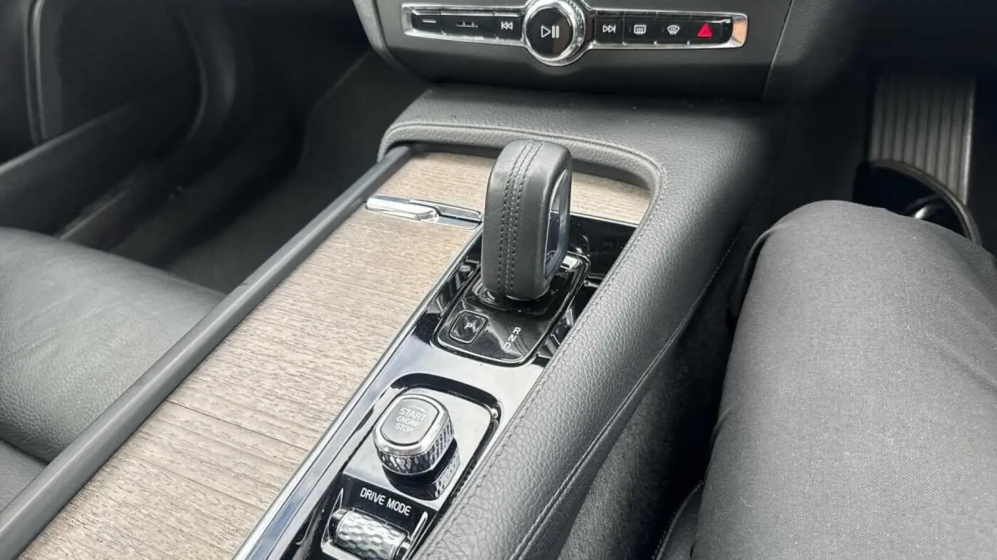 Volvo V90 Cross Country Image 26