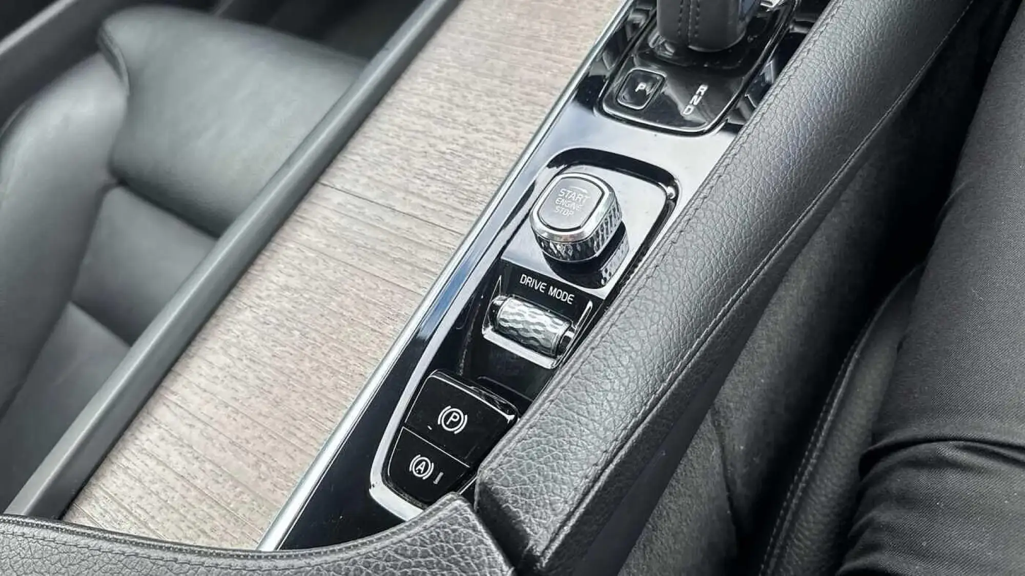 Volvo V90 Cross Country Image 27
