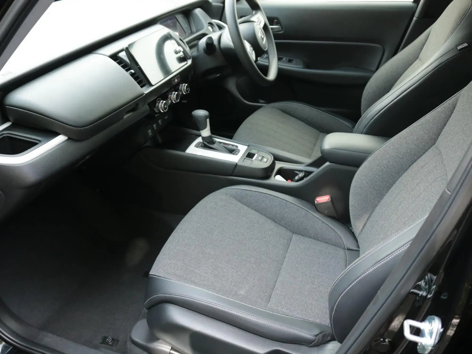 Honda Jazz Hybrid Image 13 Honda Jazz Hybrid Image 13